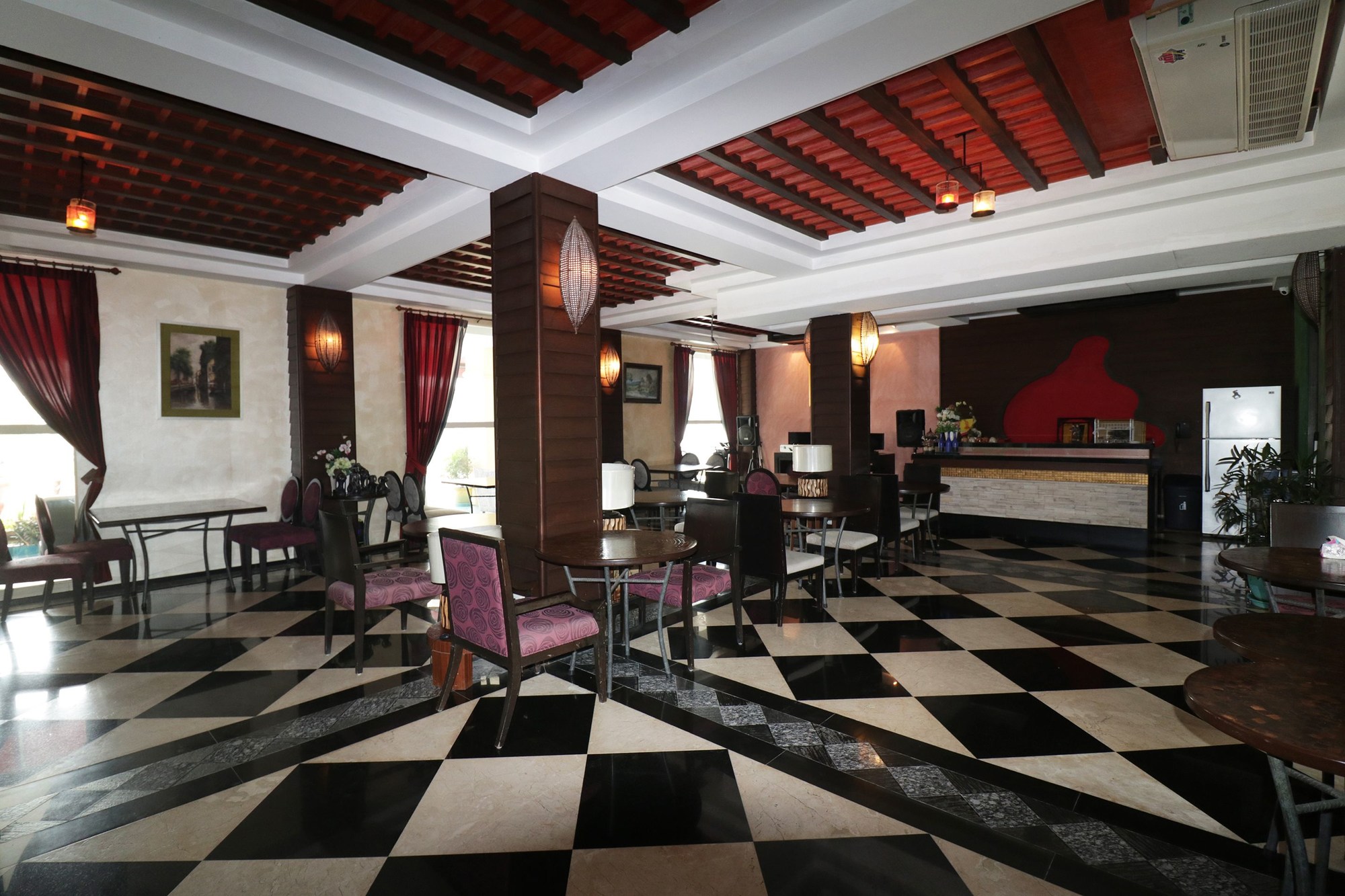 Rich Boutique Hotel