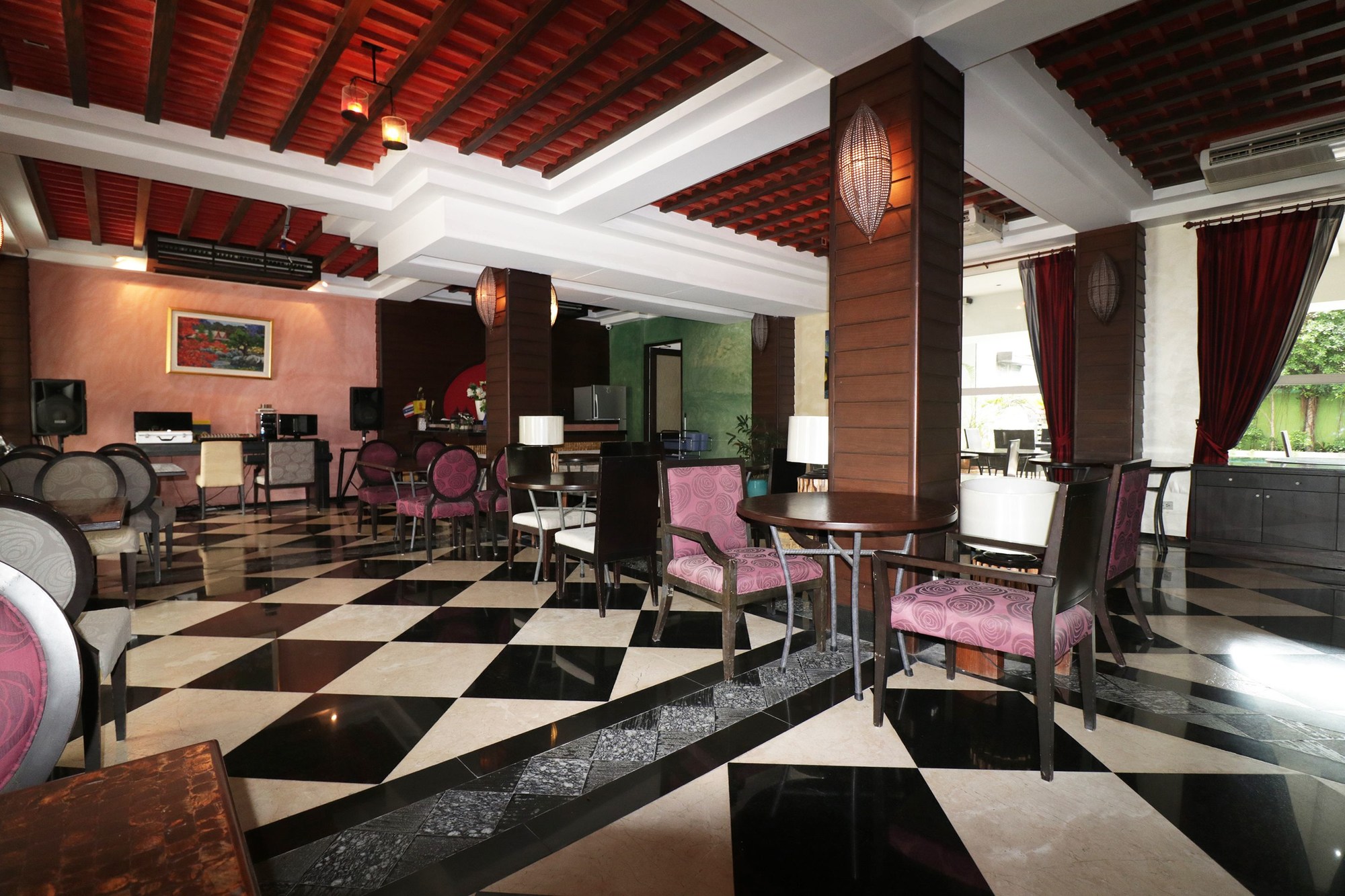 Rich Boutique Hotel