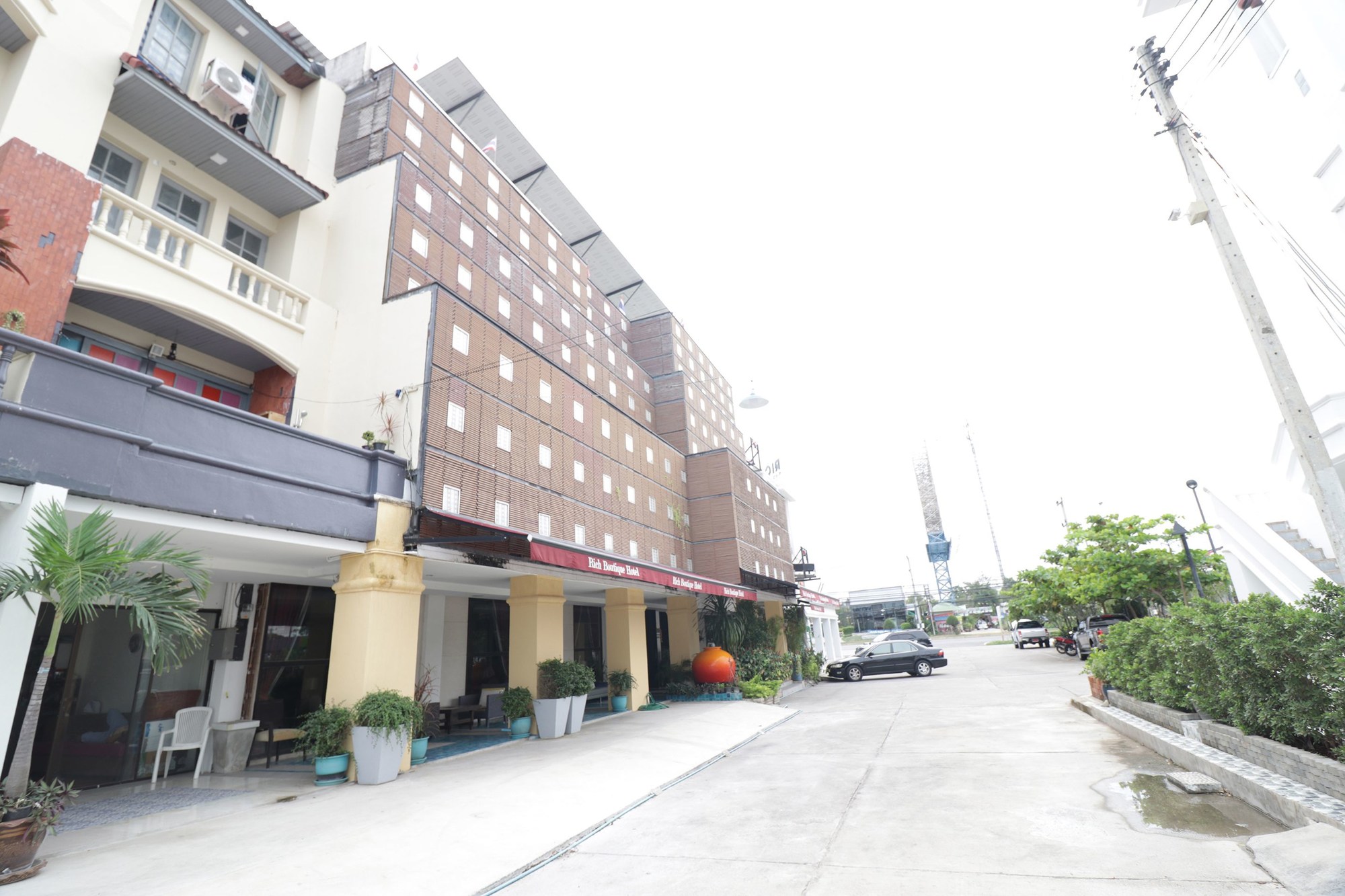 Rich Boutique Hotel