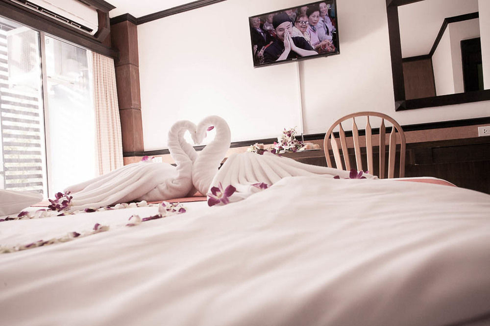 Season Palace Huahin Hotel