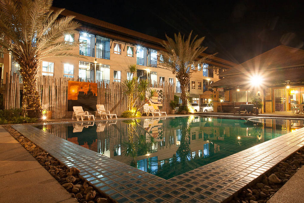 Season Palace Huahin Hotel
