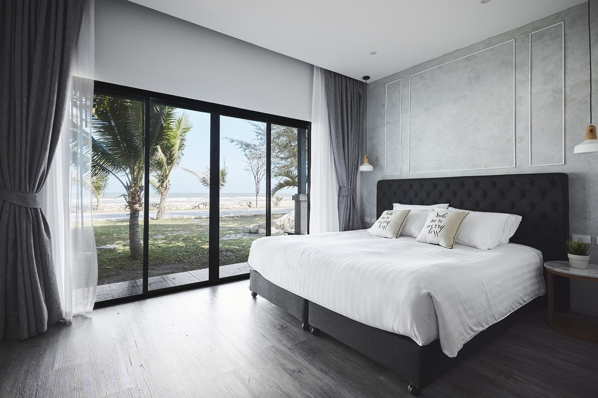 SiamBeach Resort
