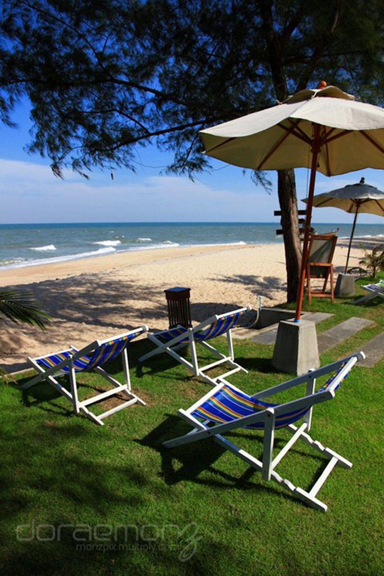 SiamBeach Resort
