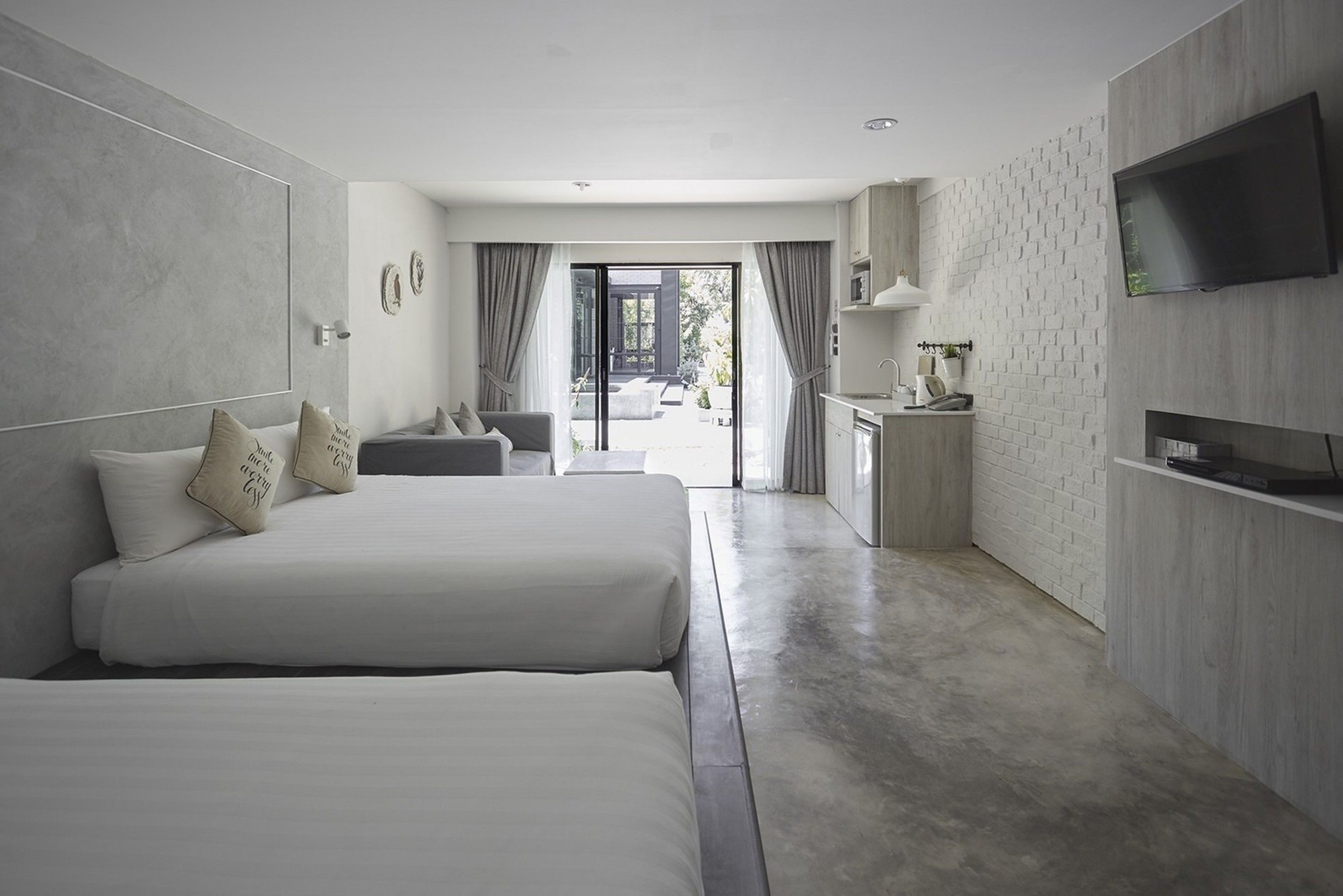 SiamBeach Resort