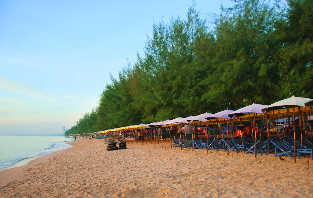 The Beach Cha Am Guest House