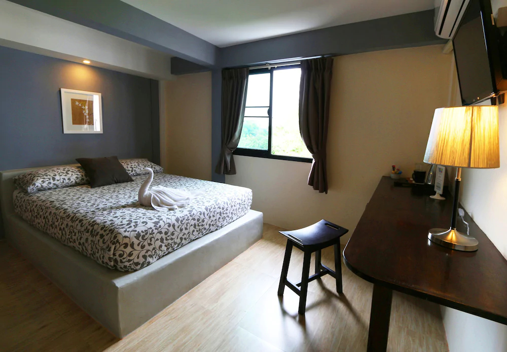 The Beach Cha Am Guest House