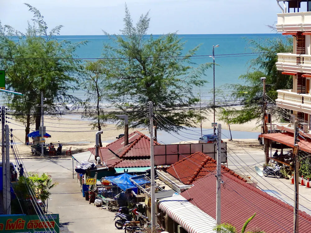 The Beach Cha Am Guest House