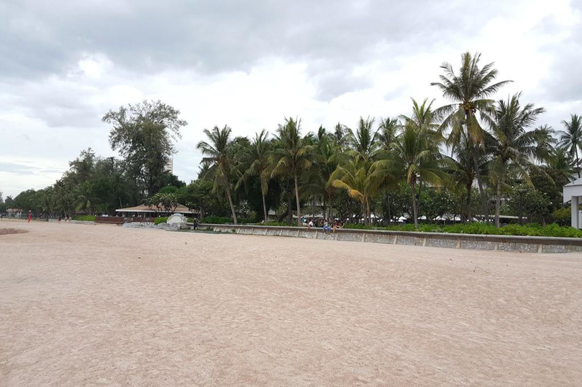Rain Cha Am - Hua Hin by J&P