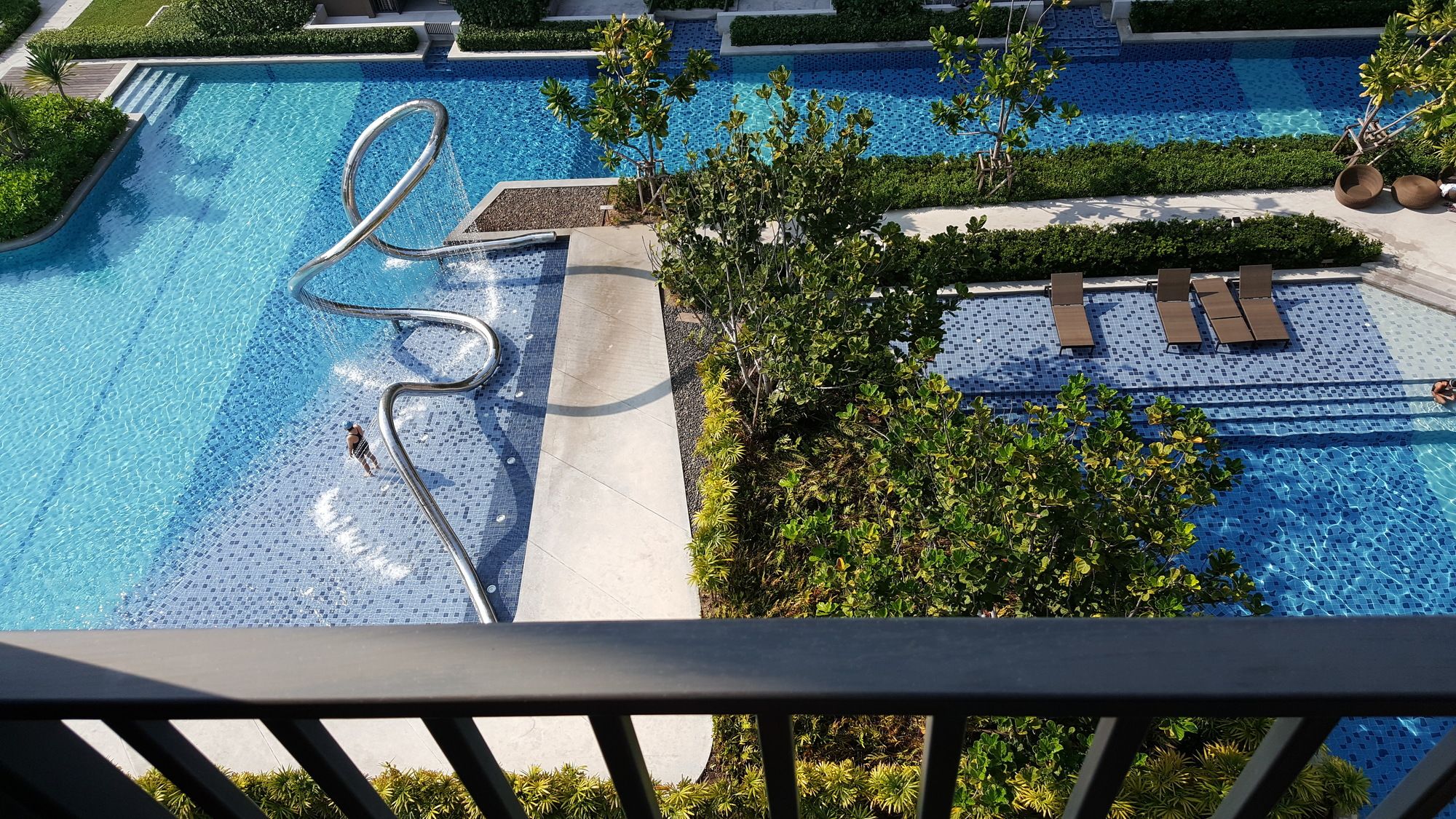 Rain Cha Am - Hua Hin by J&P