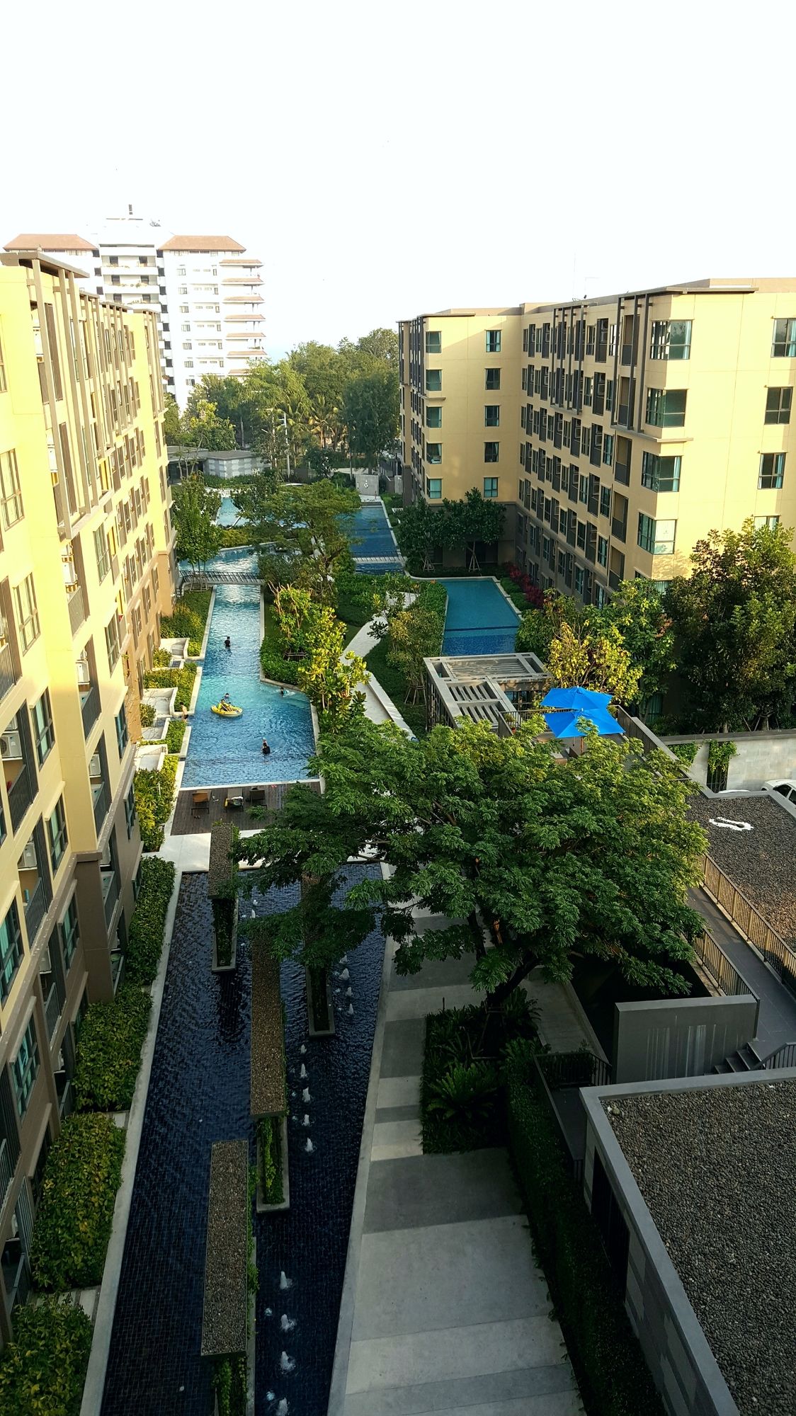 Rain Cha Am - Hua Hin by J&P