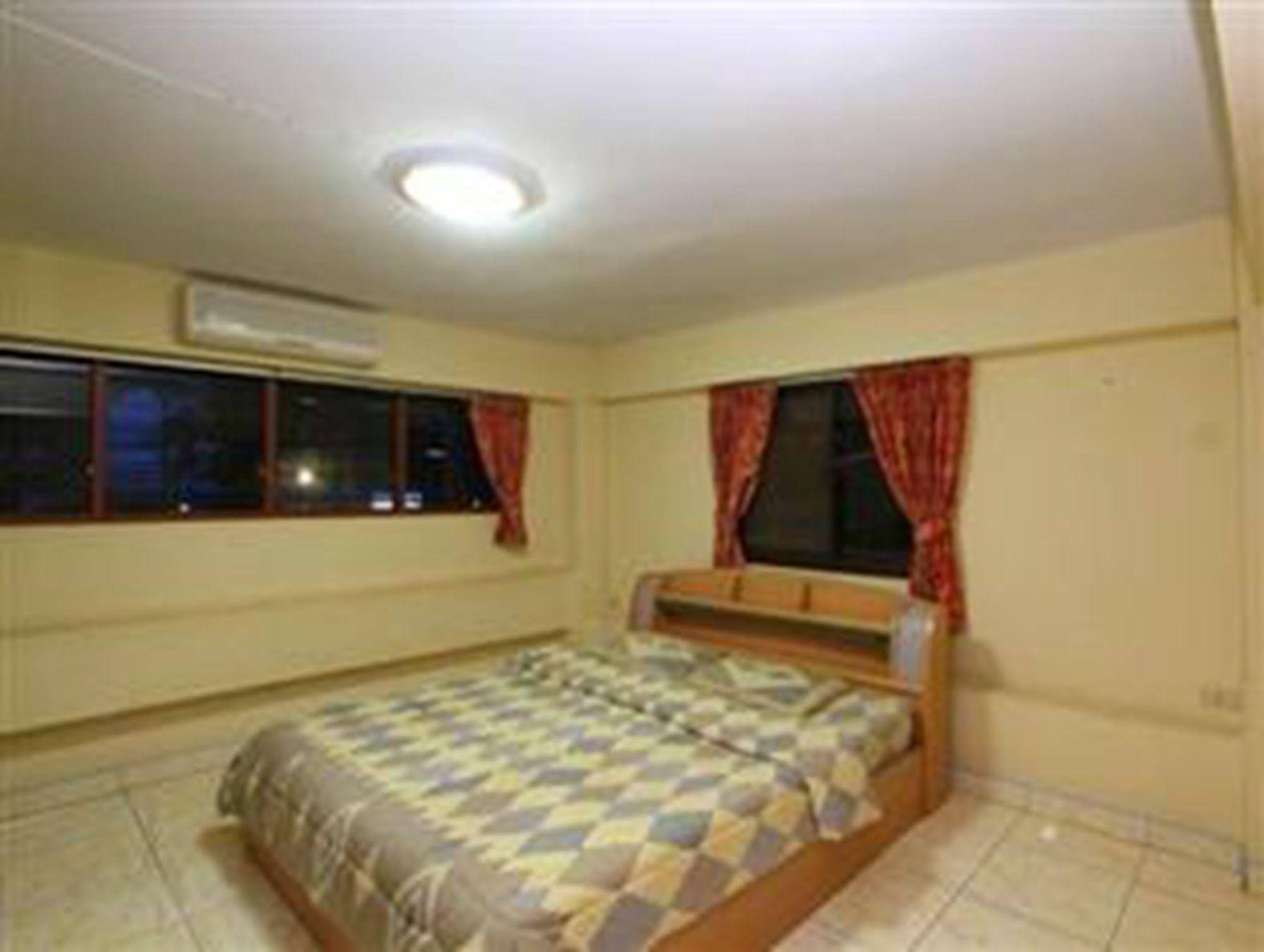 Urs Treff Guesthouse