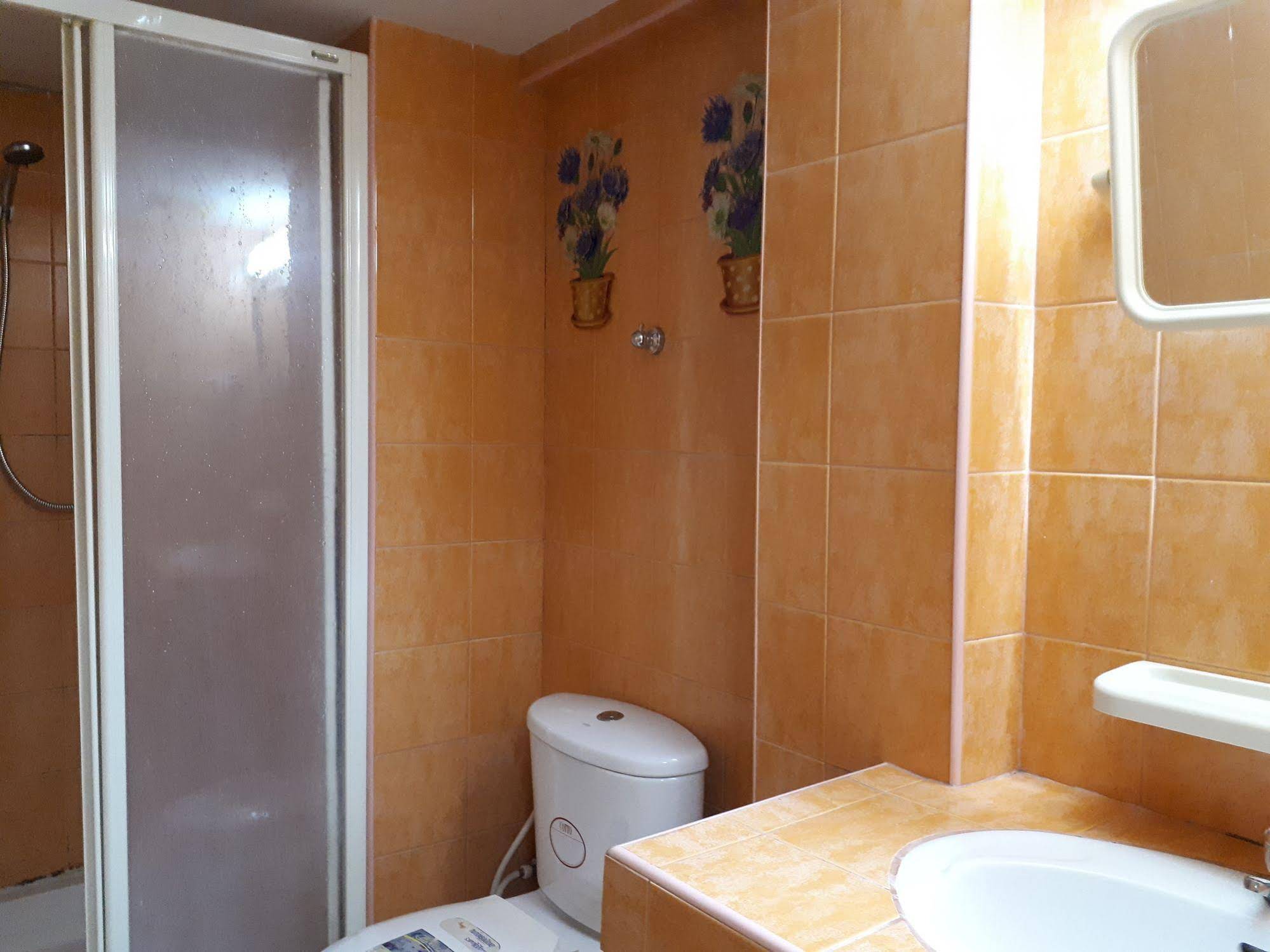 Urs Treff Guesthouse