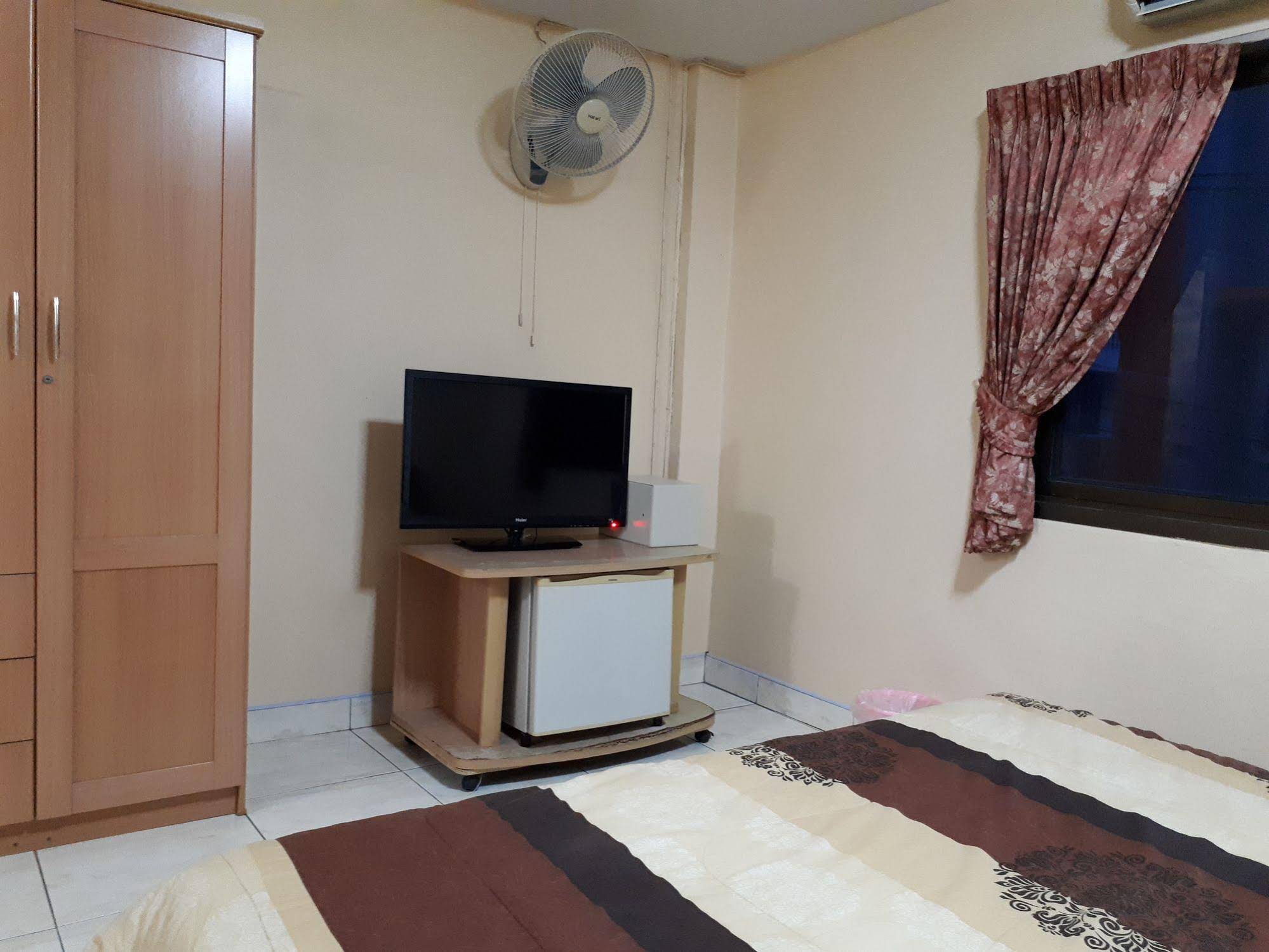 Urs Treff Guesthouse