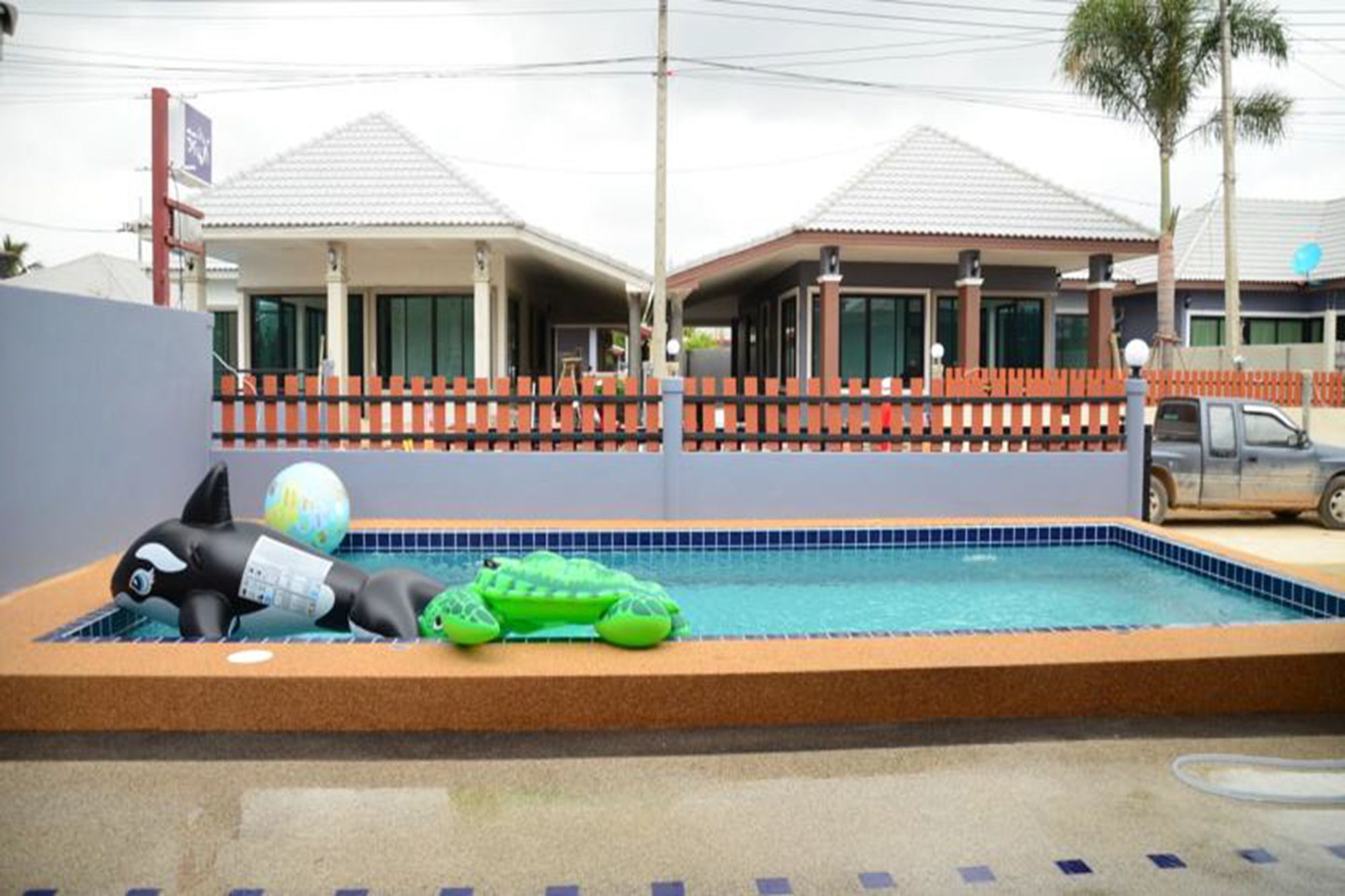 Whale Pool Villa