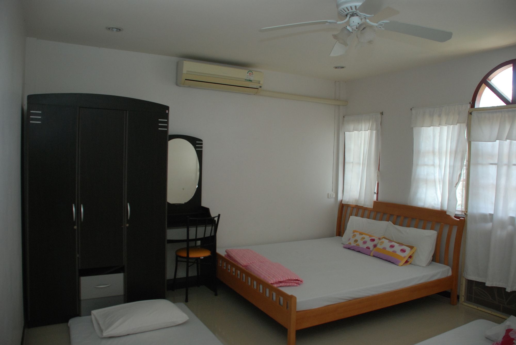 Baan Khun Nong