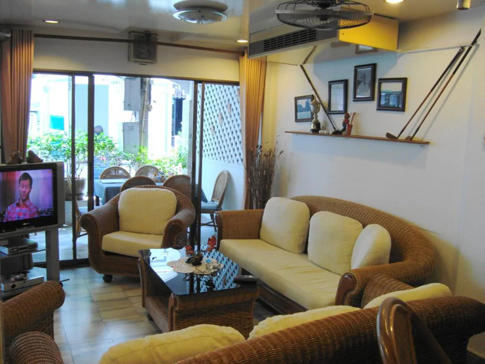 A&B Hotel