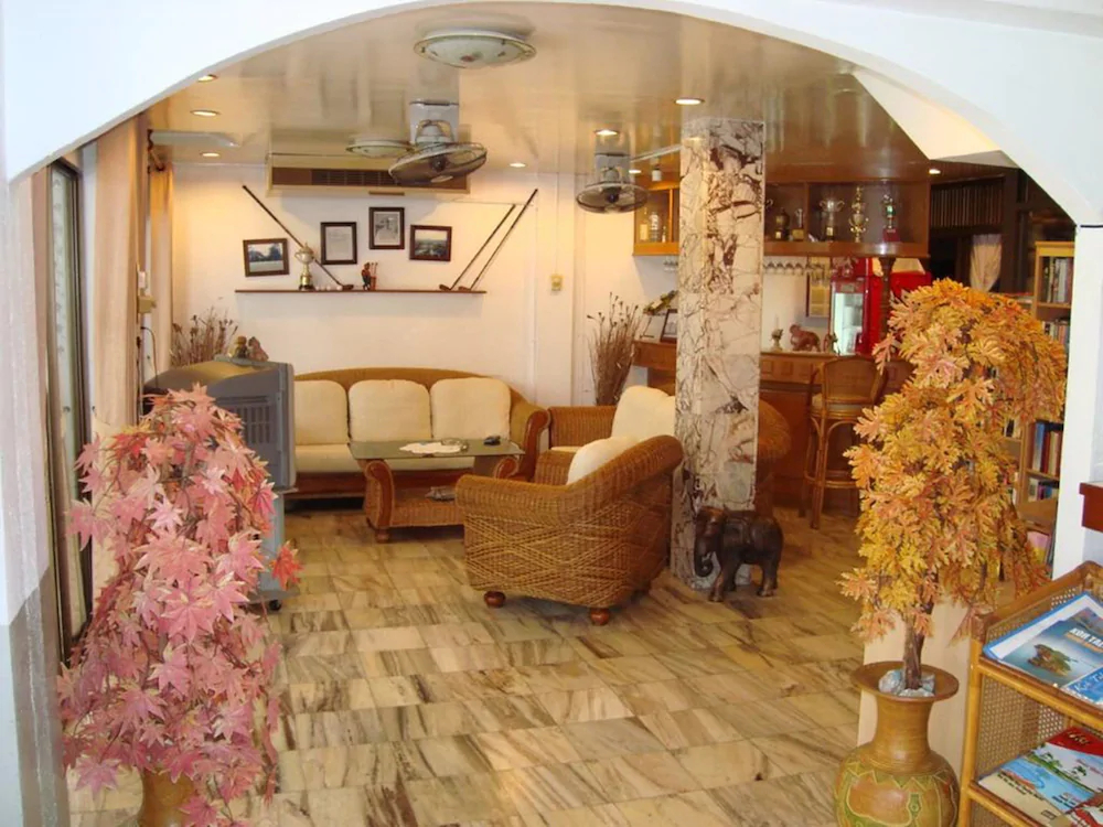 A&B Hotel