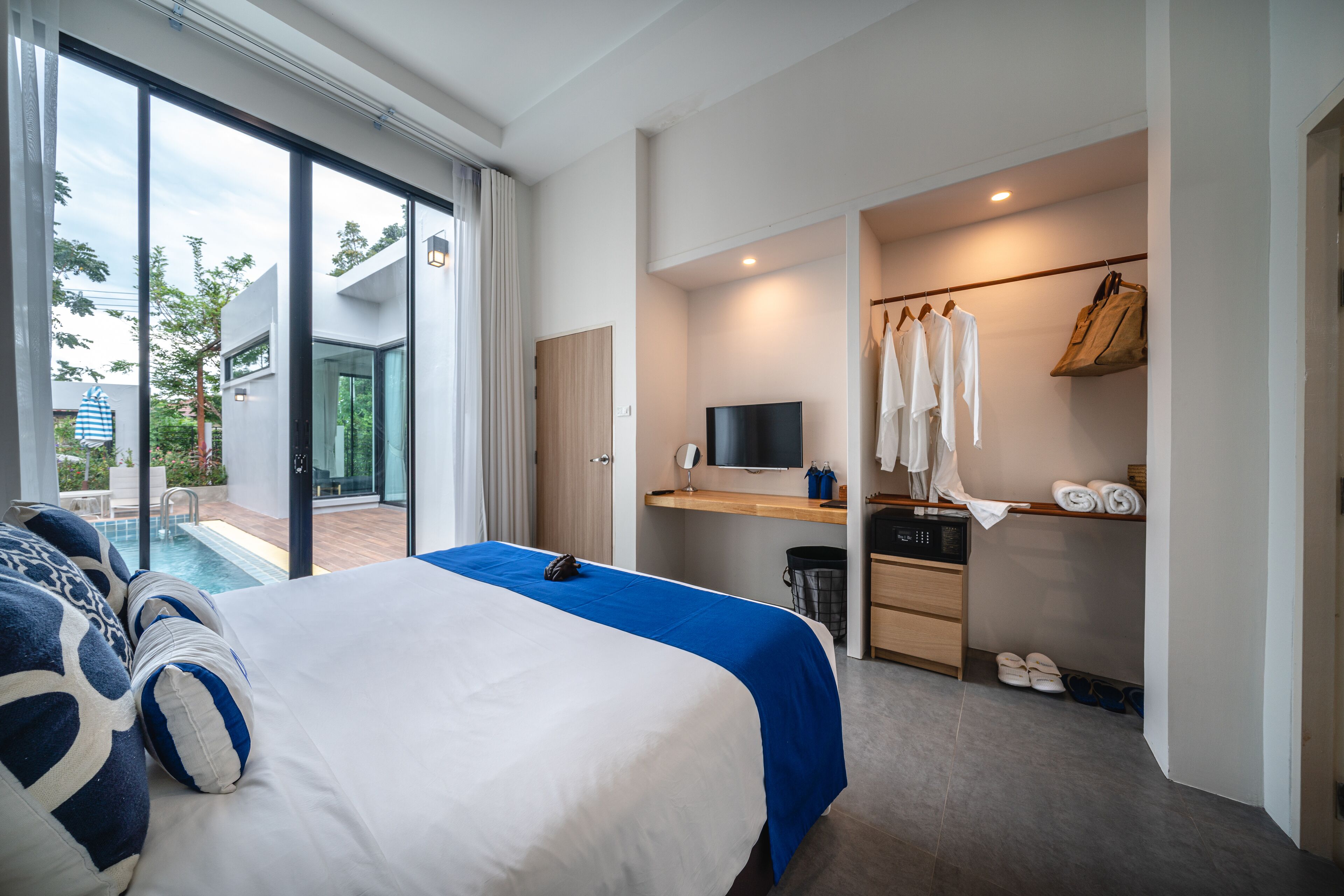Aleenta Hua Hin Resort & Spa