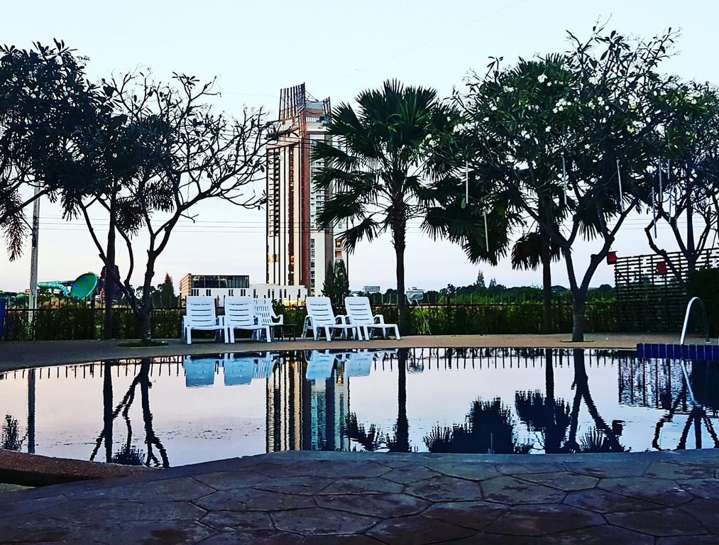 Anantanaka Hua Hin Resort