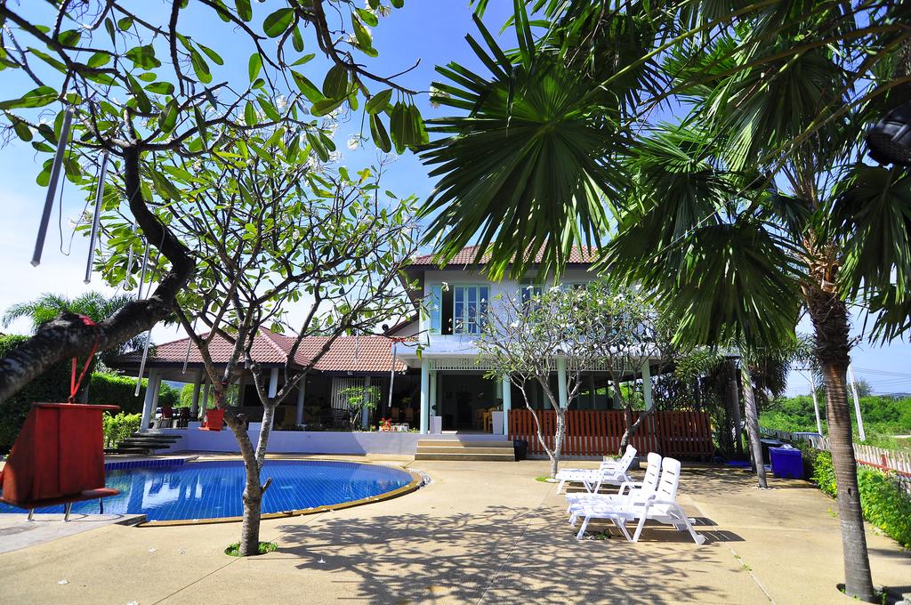 Anantanaka Hua Hin Resort