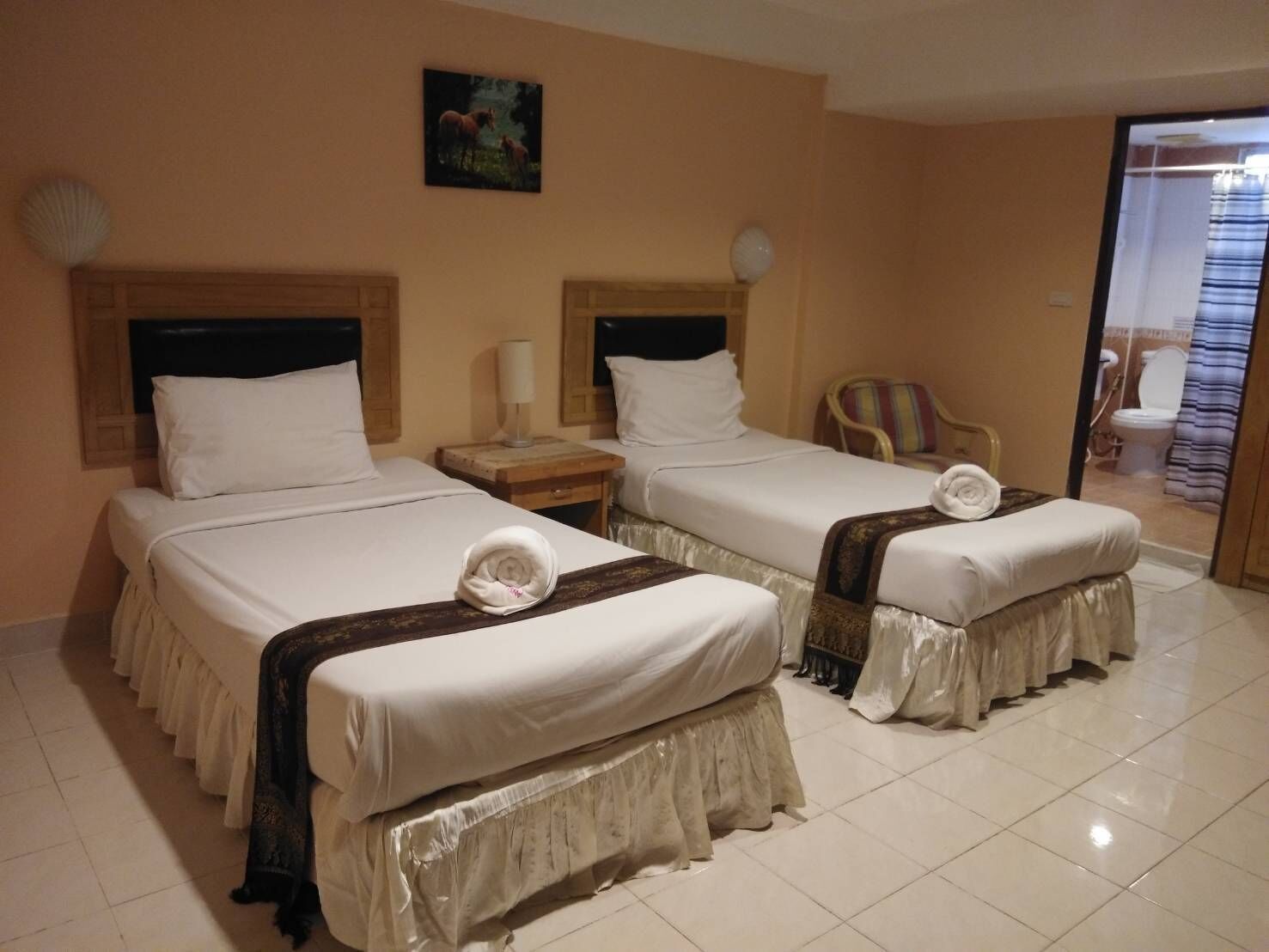 Ansu Hotel by OYO Rooms