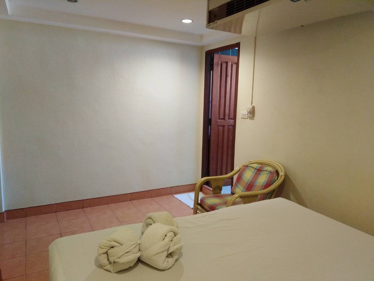 Ansu Hotel by OYO Rooms