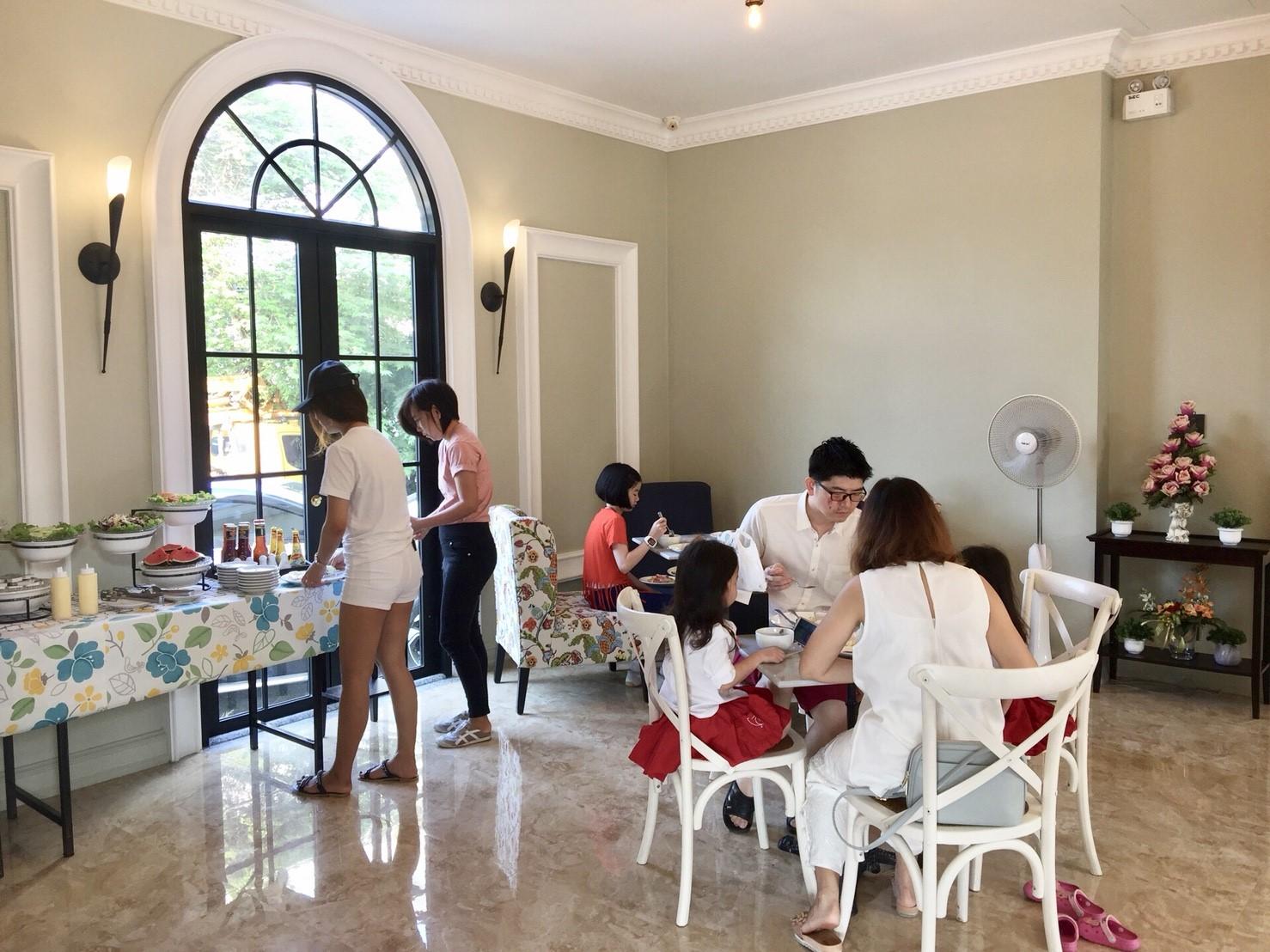 A Villa Huahin Hotel