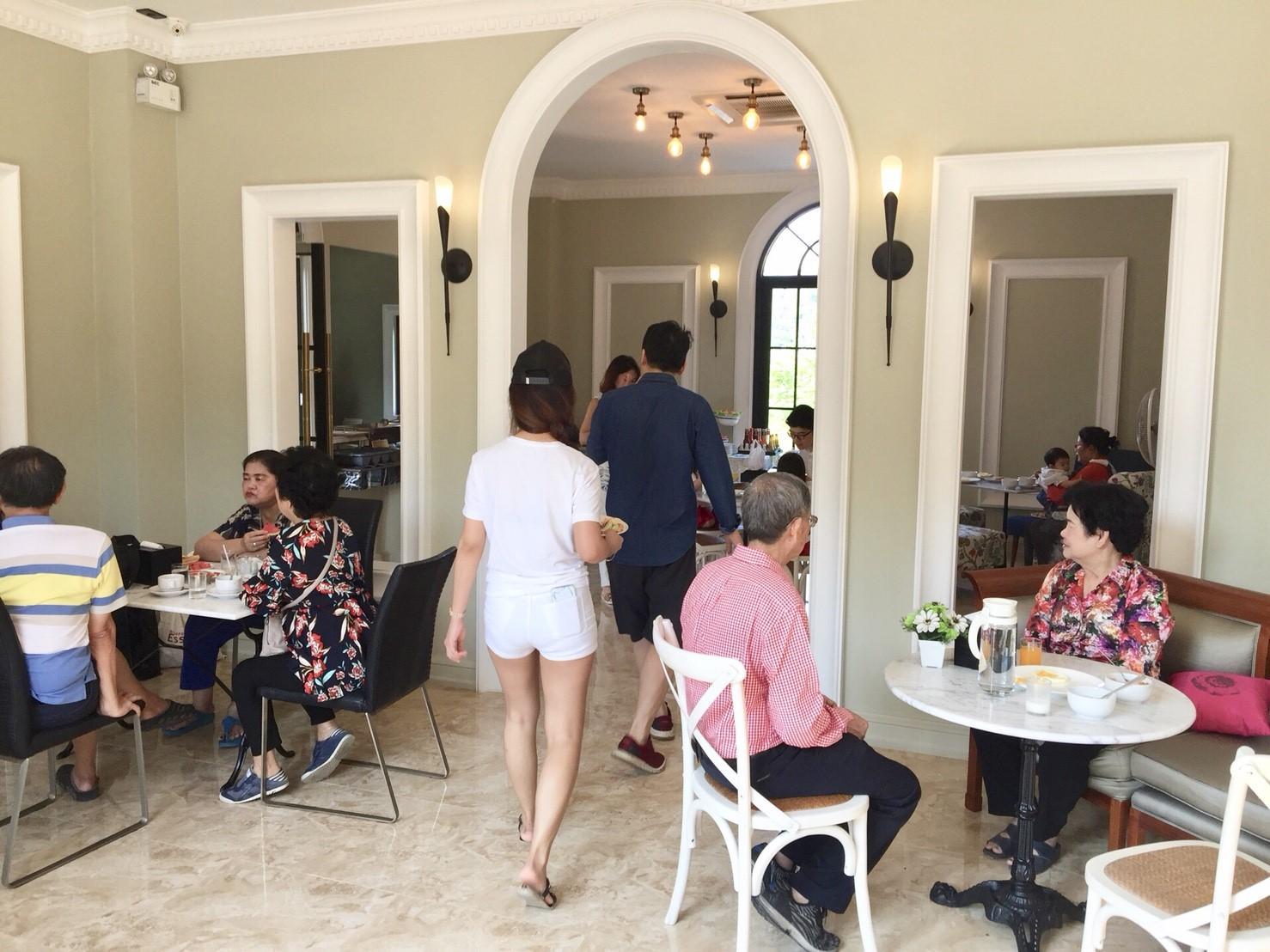 A Villa Huahin Hotel
