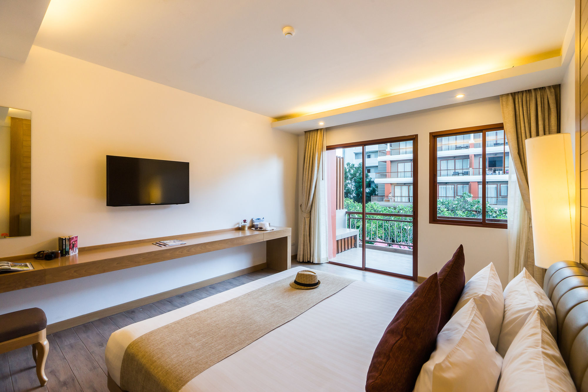 Ayrest Hua Hin