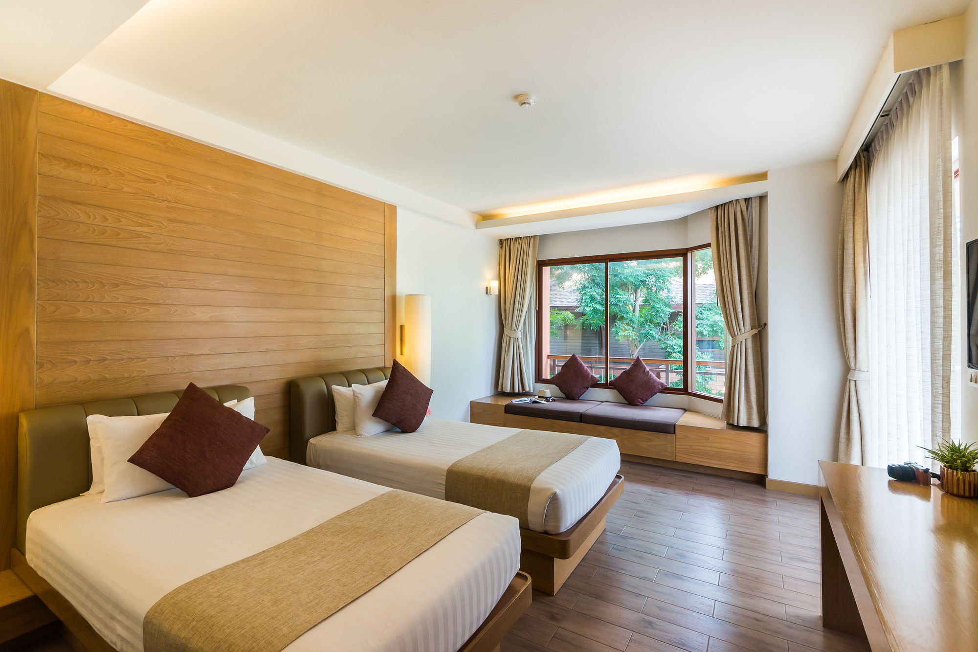 Ayrest Hua Hin