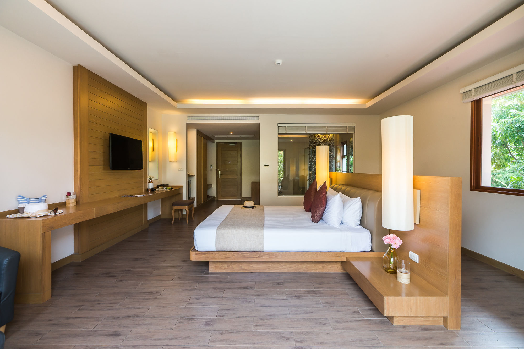 Ayrest Hua Hin