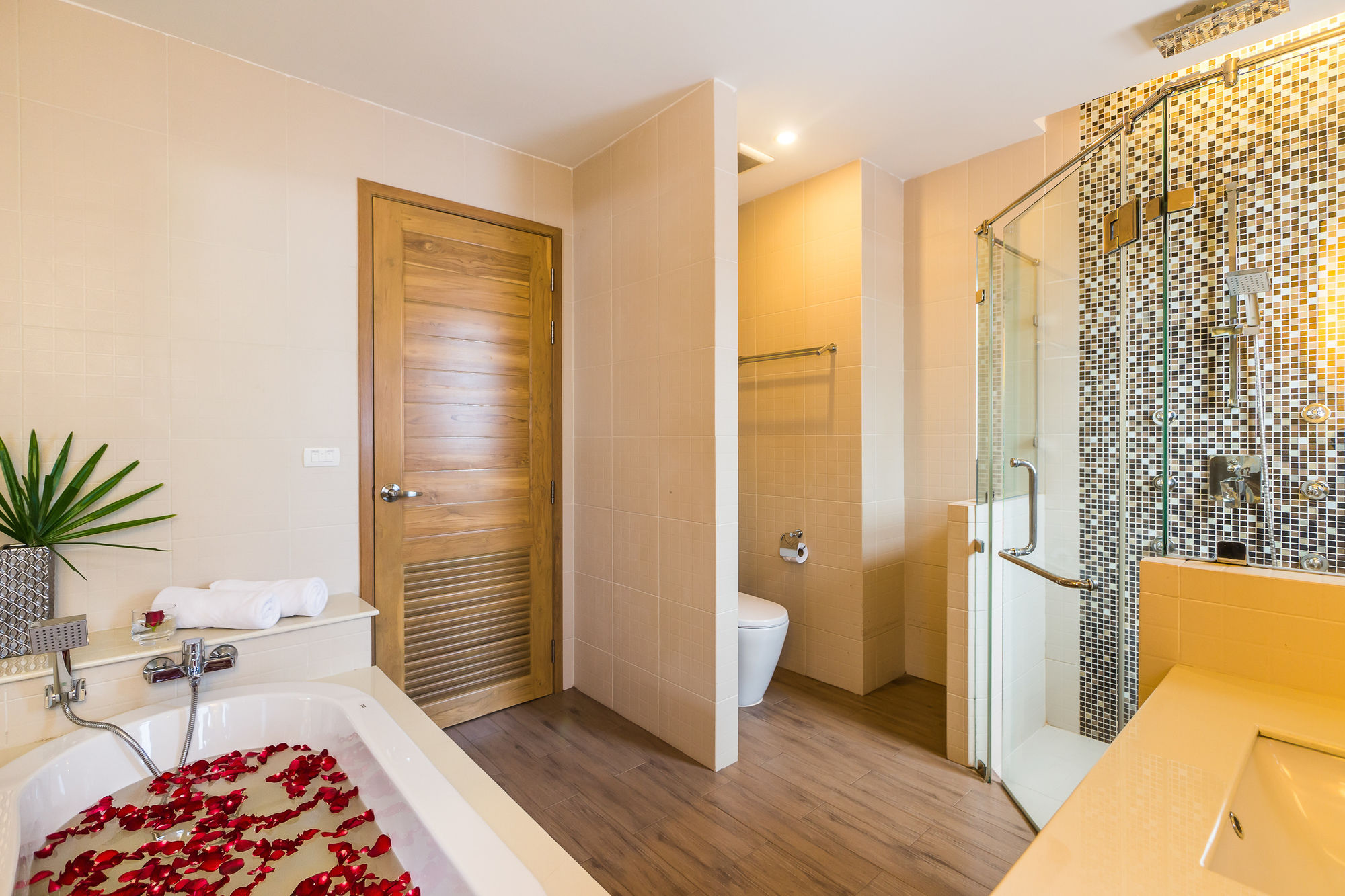 Ayrest Hua Hin