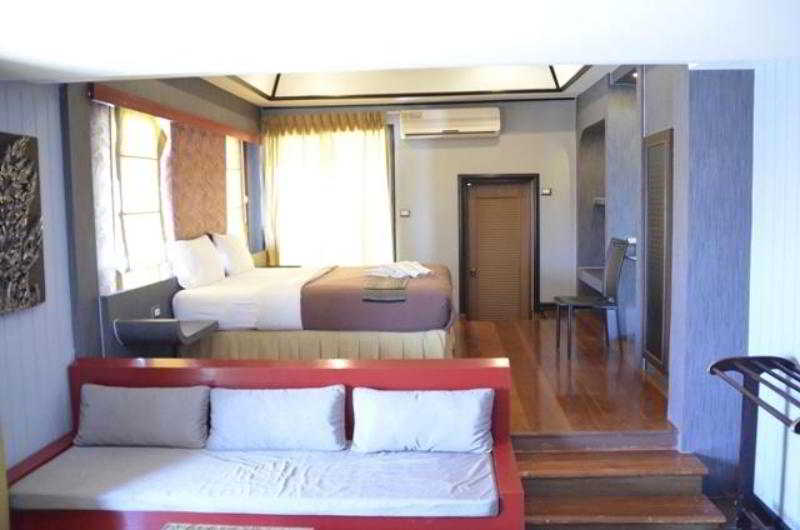 Baan Chalelarn