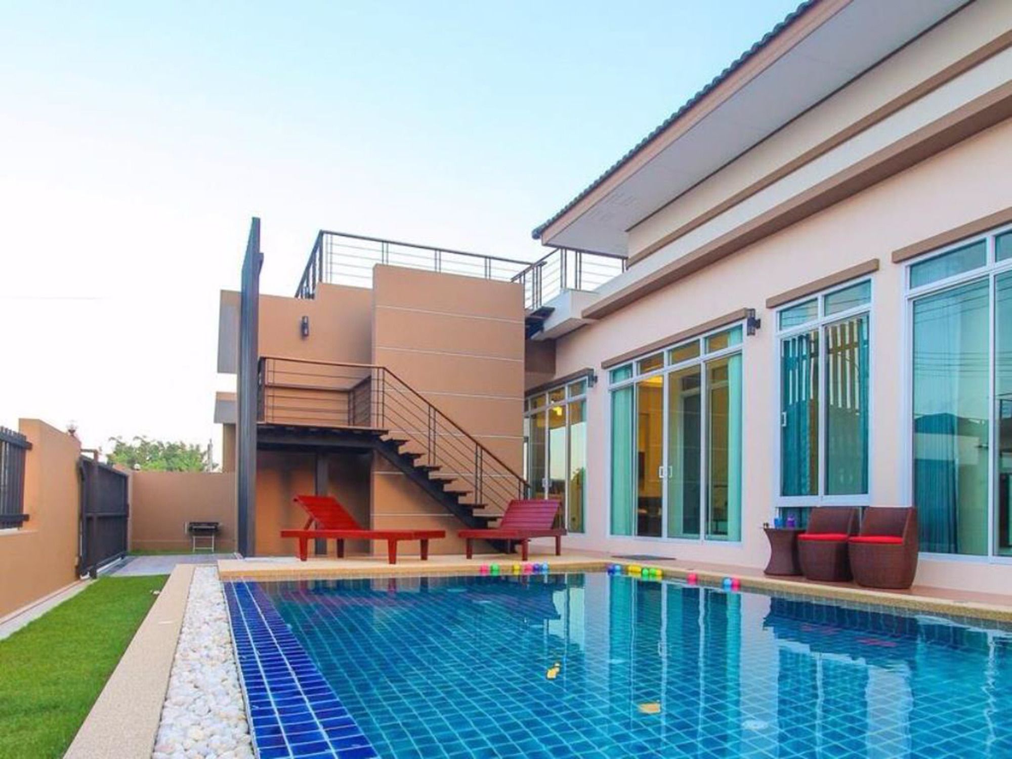 Baan Chom Chan Pool Villa
