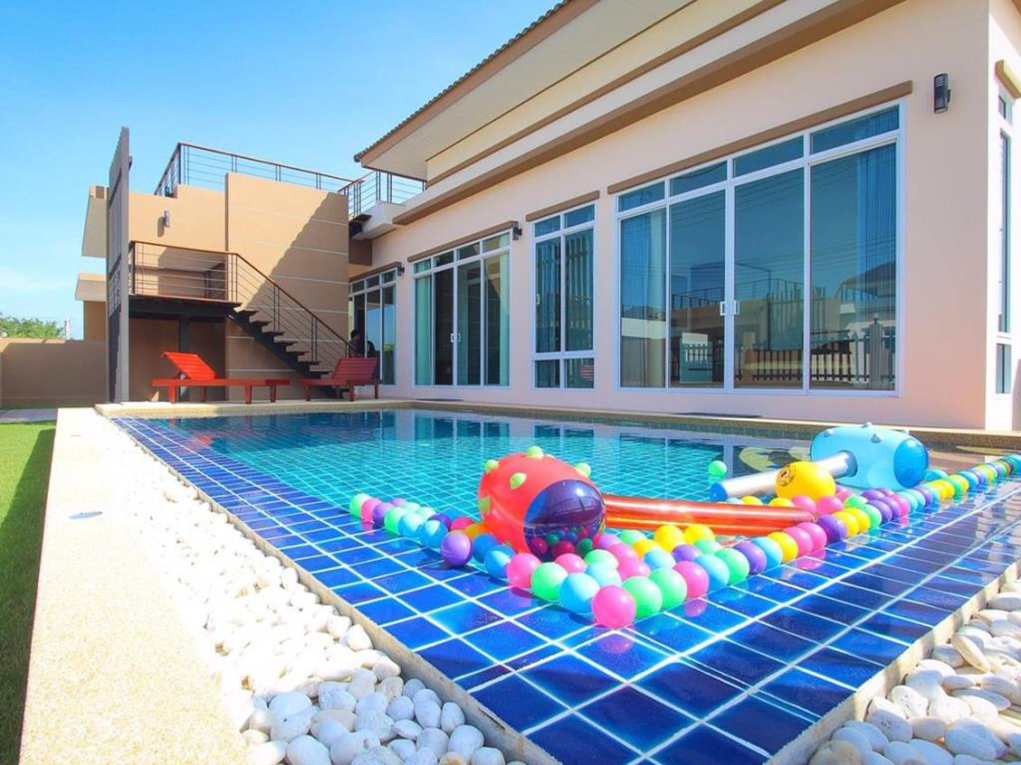Baan Chom Chan Pool Villa