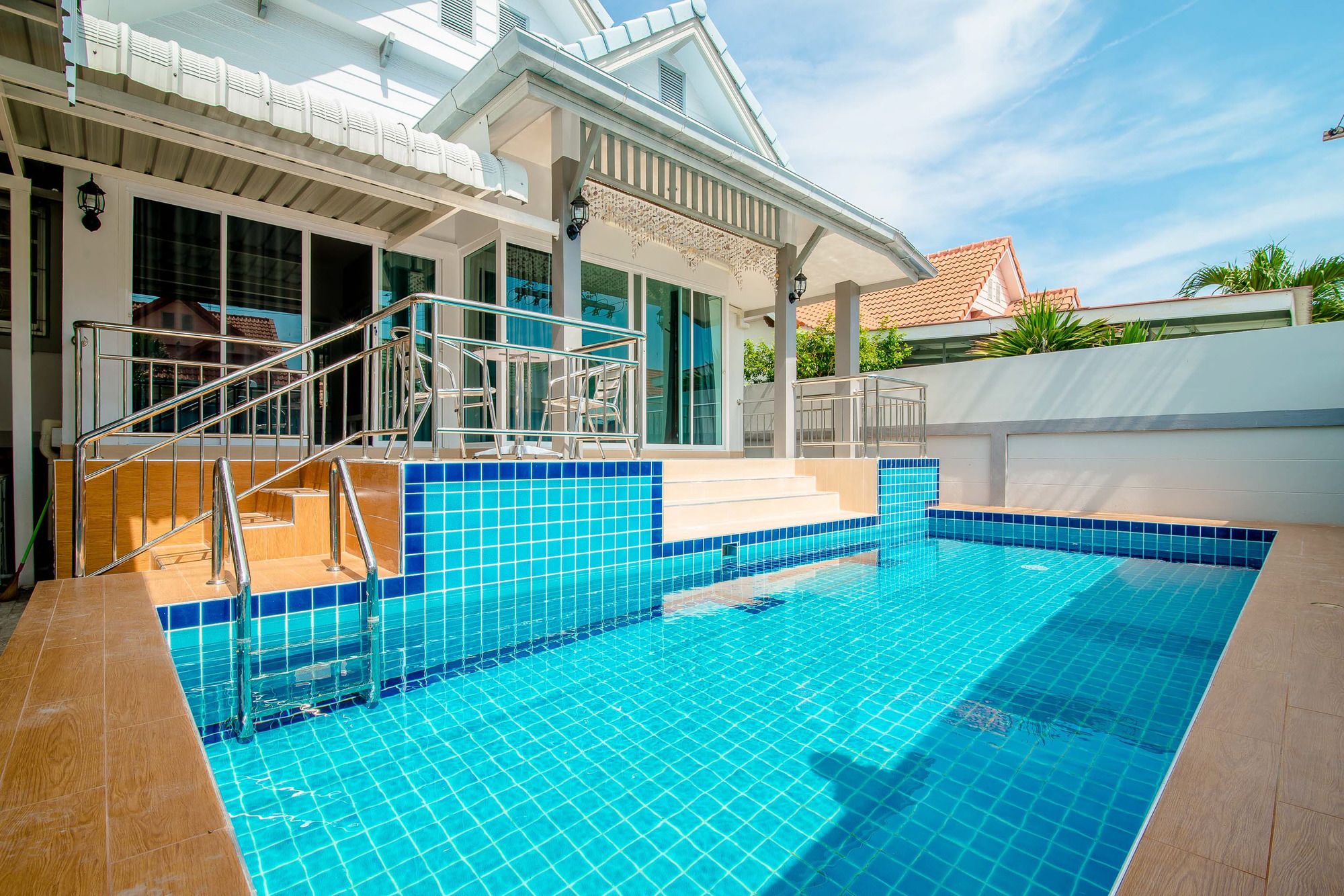 Baan Indoor Pool Villa