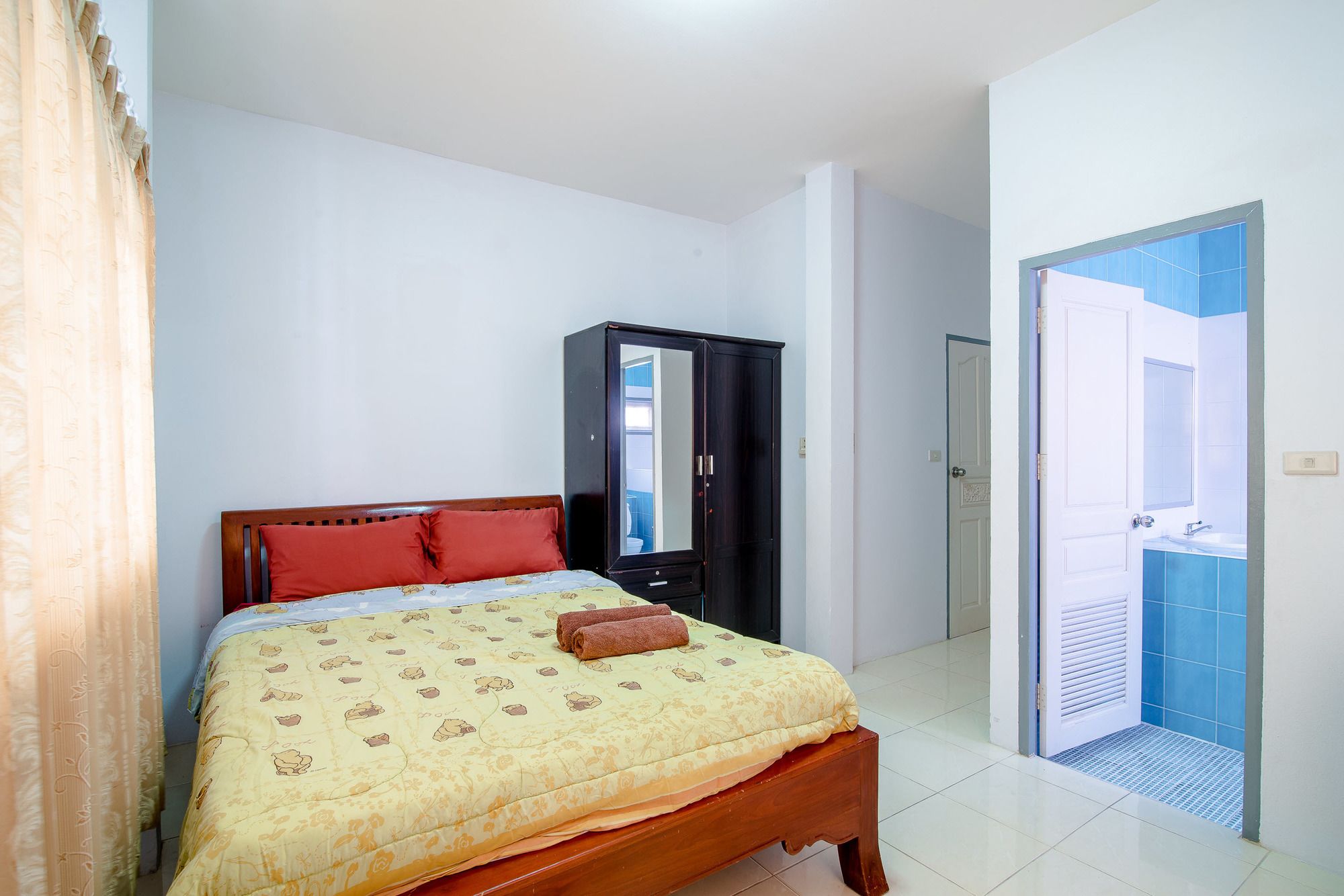 Baan Indoor Pool Villa