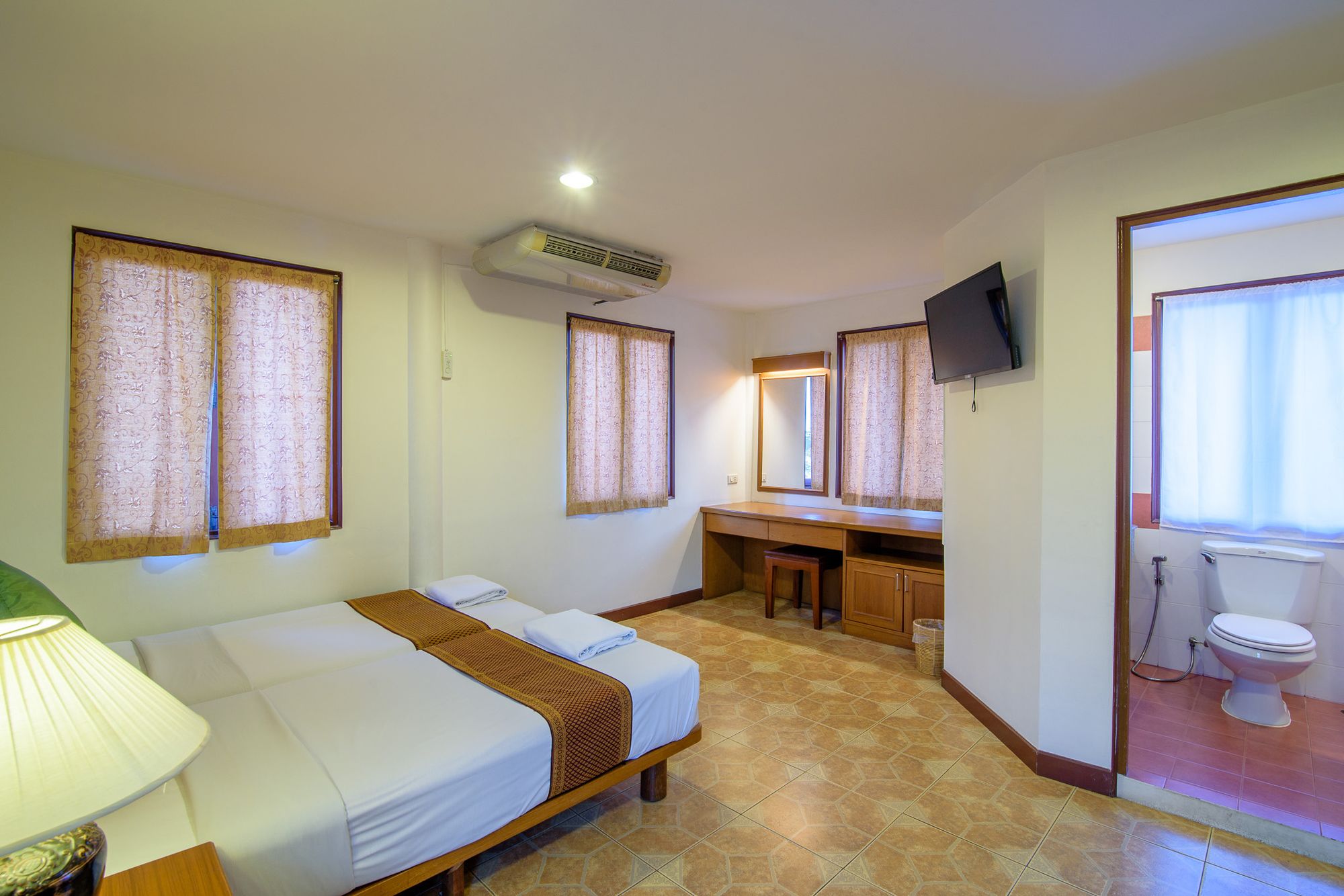 Baan Khachathong Hua Hin