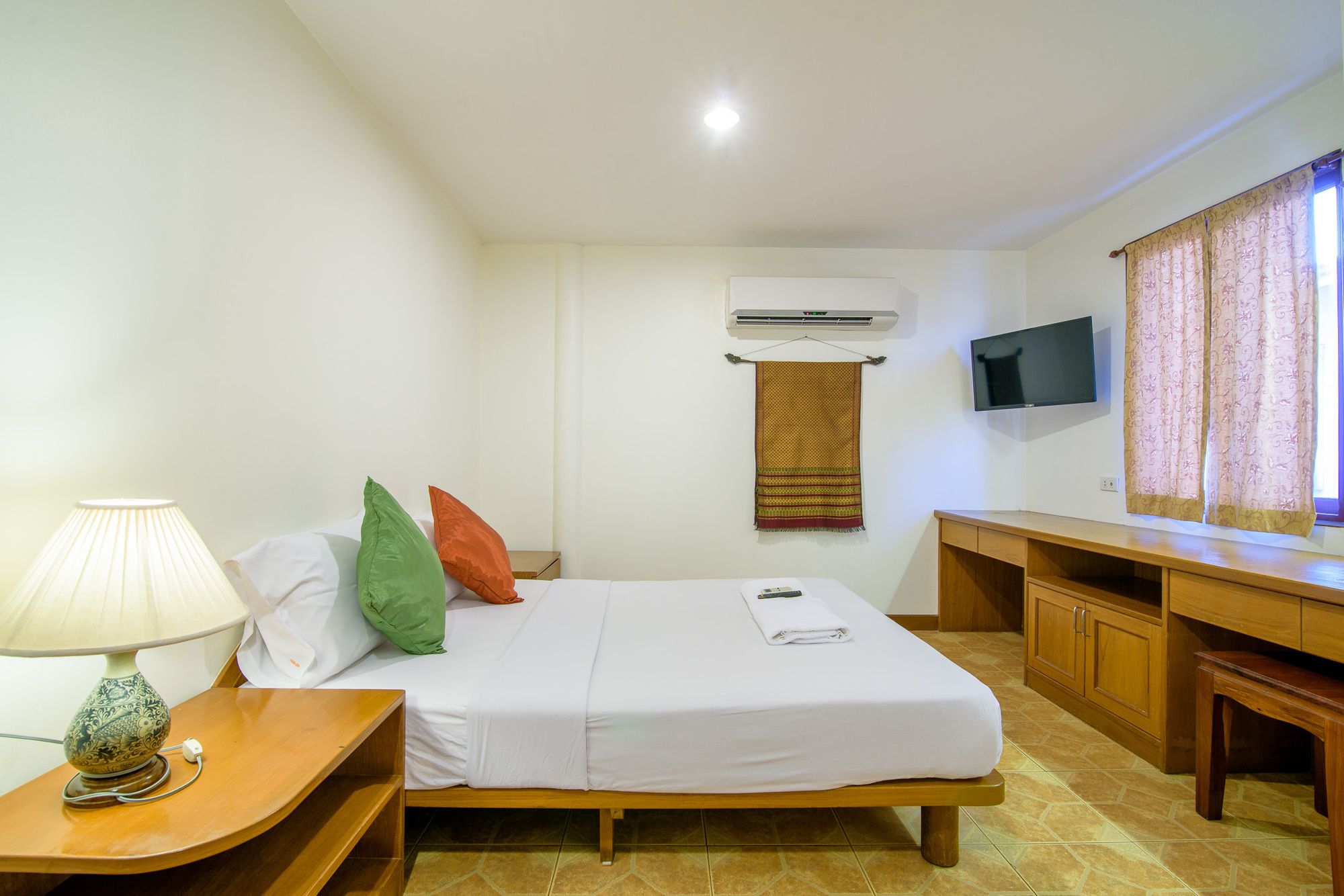 Baan Khachathong Hua Hin
