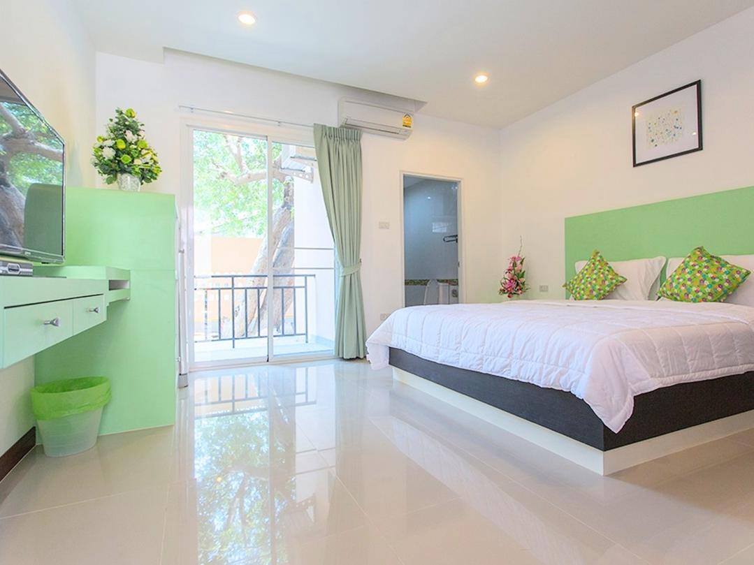 Baan Nam Poon Resort