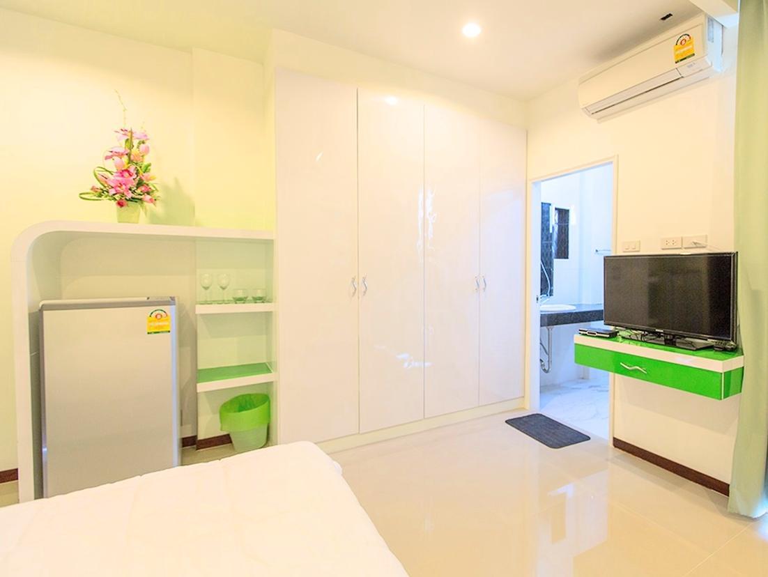 Baan Nam Poon Resort