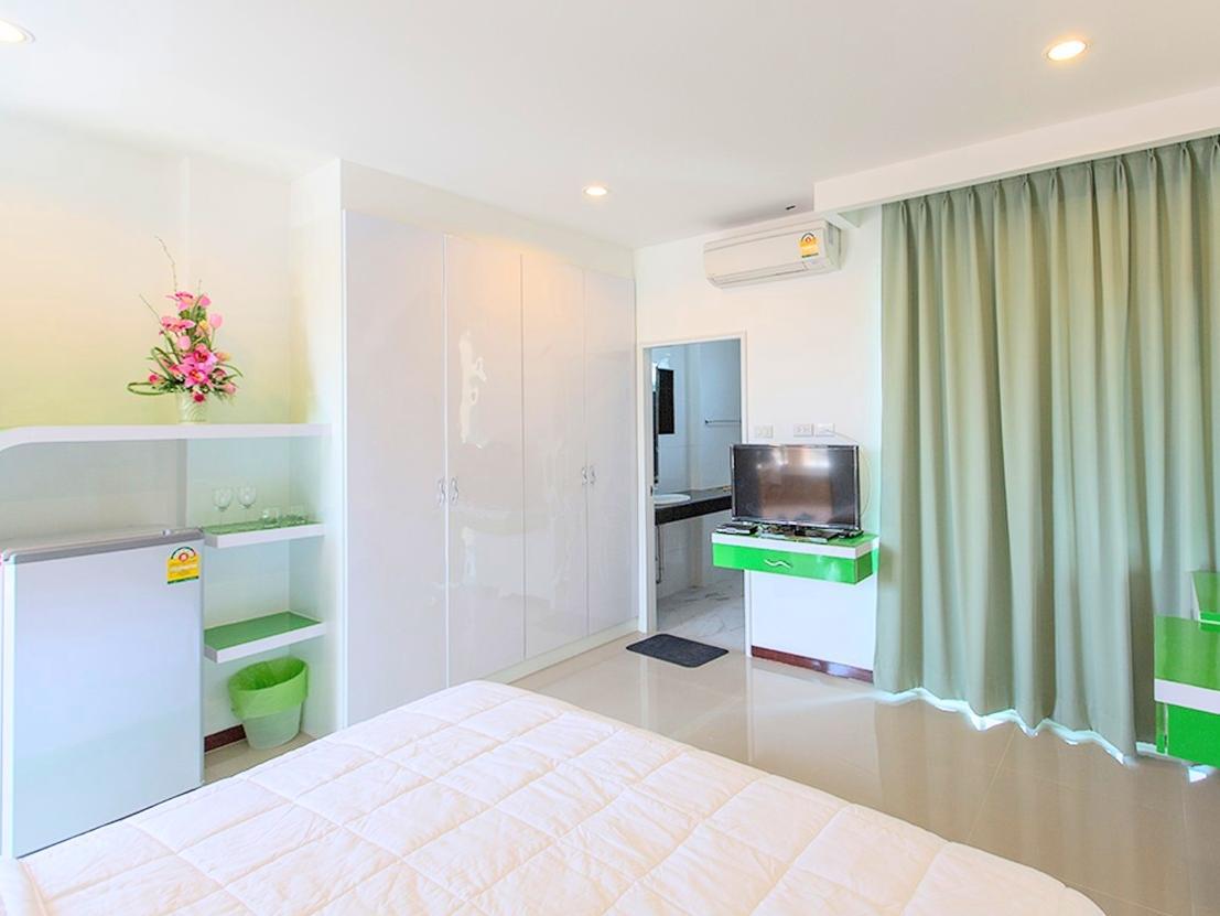 Baan Nam Poon Resort