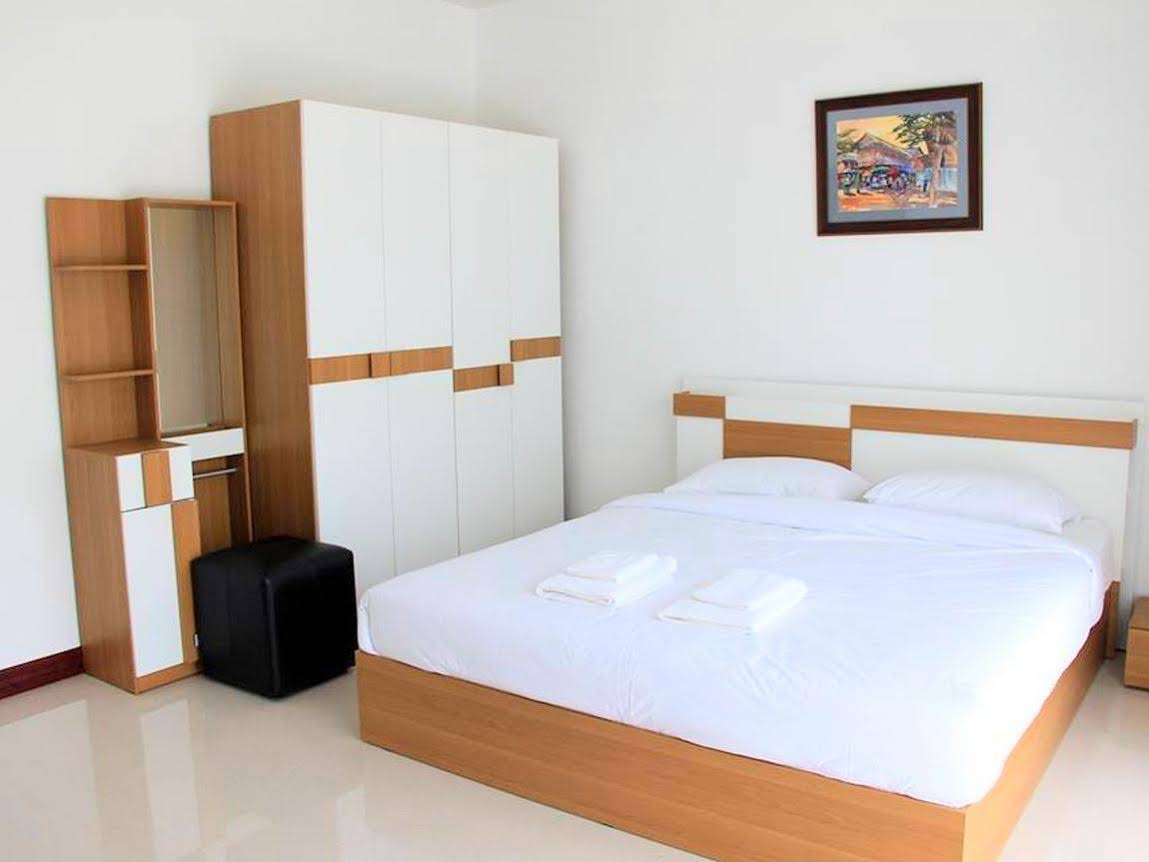 OYO 242 Baan Noppadol Hua Hin Resort