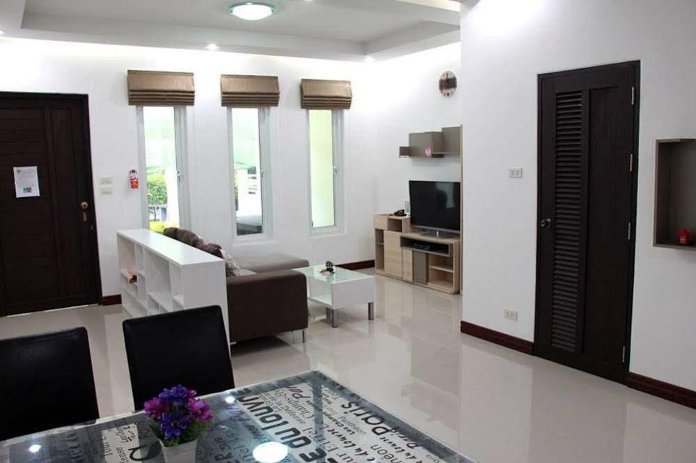 OYO 242 Baan Noppadol Hua Hin Resort