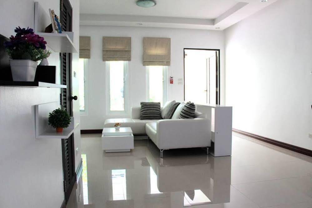 OYO 242 Baan Noppadol Hua Hin Resort