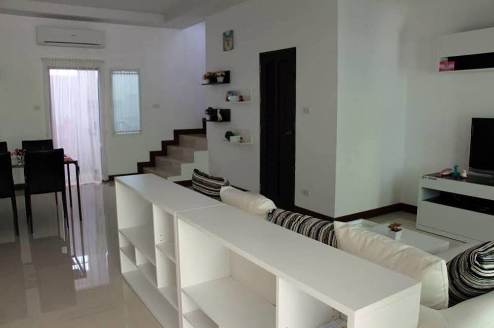 OYO 242 Baan Noppadol Hua Hin Resort