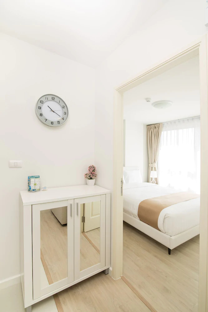 Baan Peang Ploen by First Choice Suites