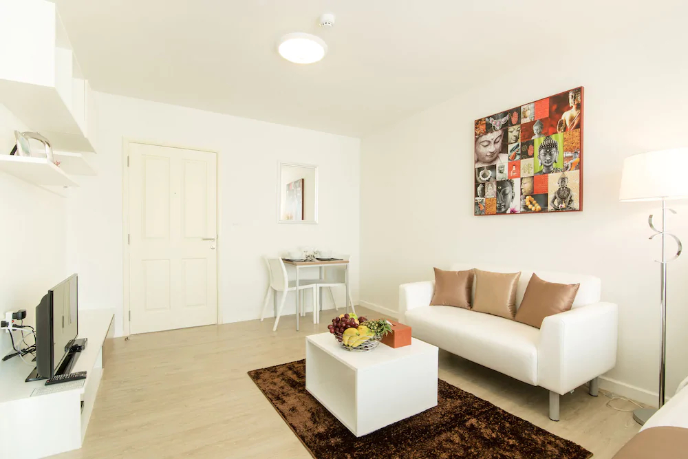 Baan Peang Ploen by First Choice Suites