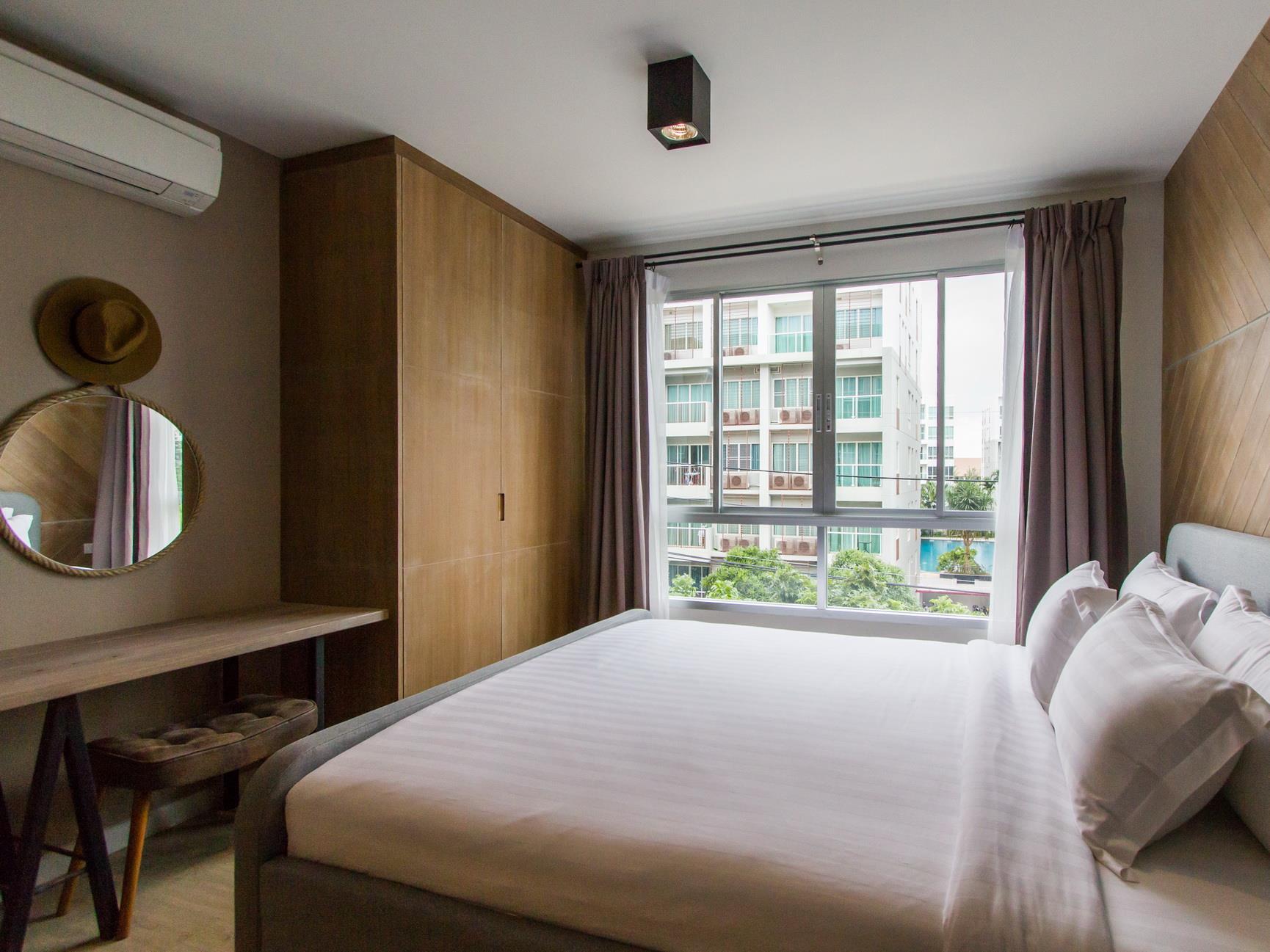 Baan Peang Ploen by Stone Head Hua Hin