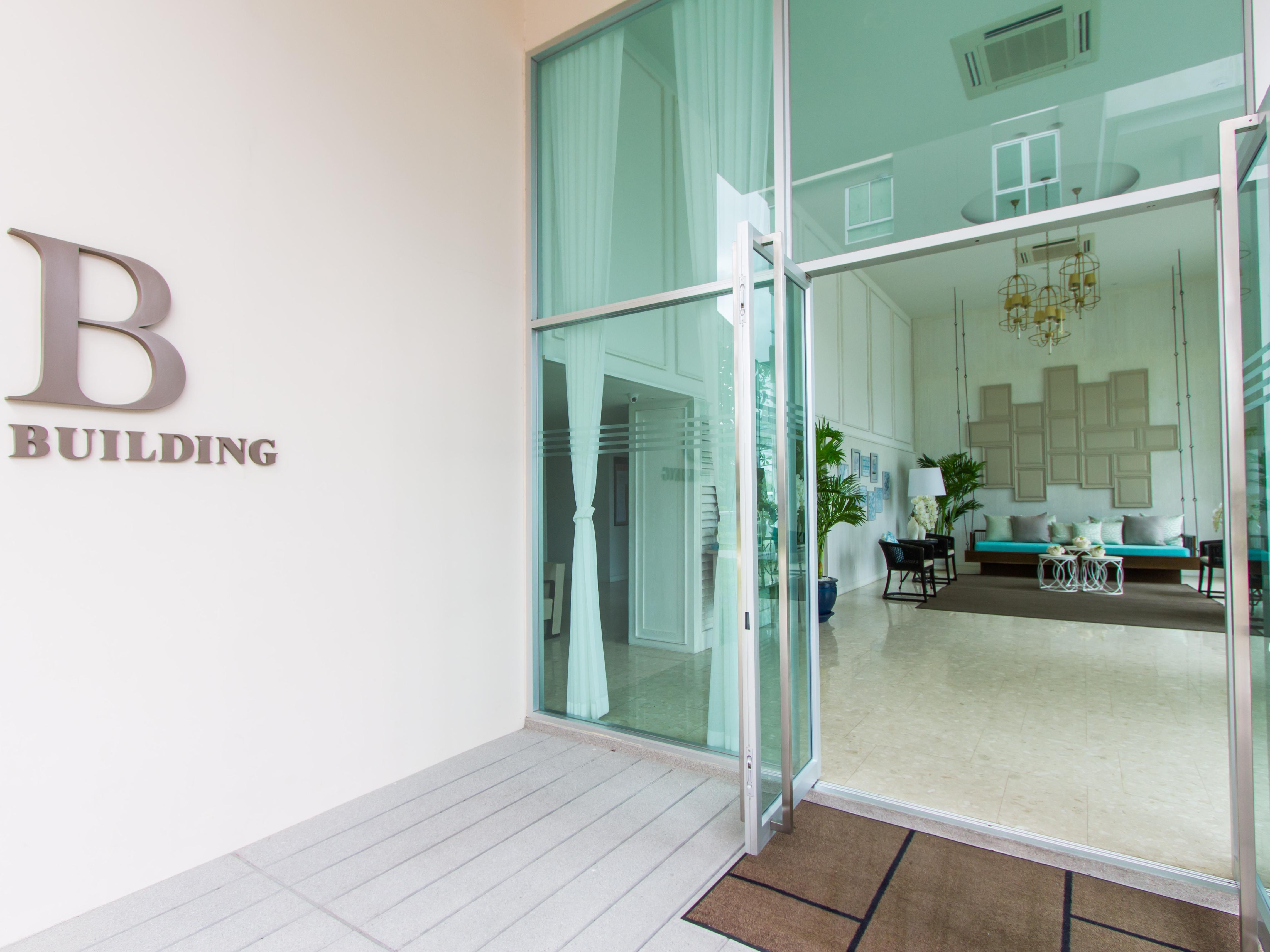 Baan Peang Ploen by Stone Head Hua Hin